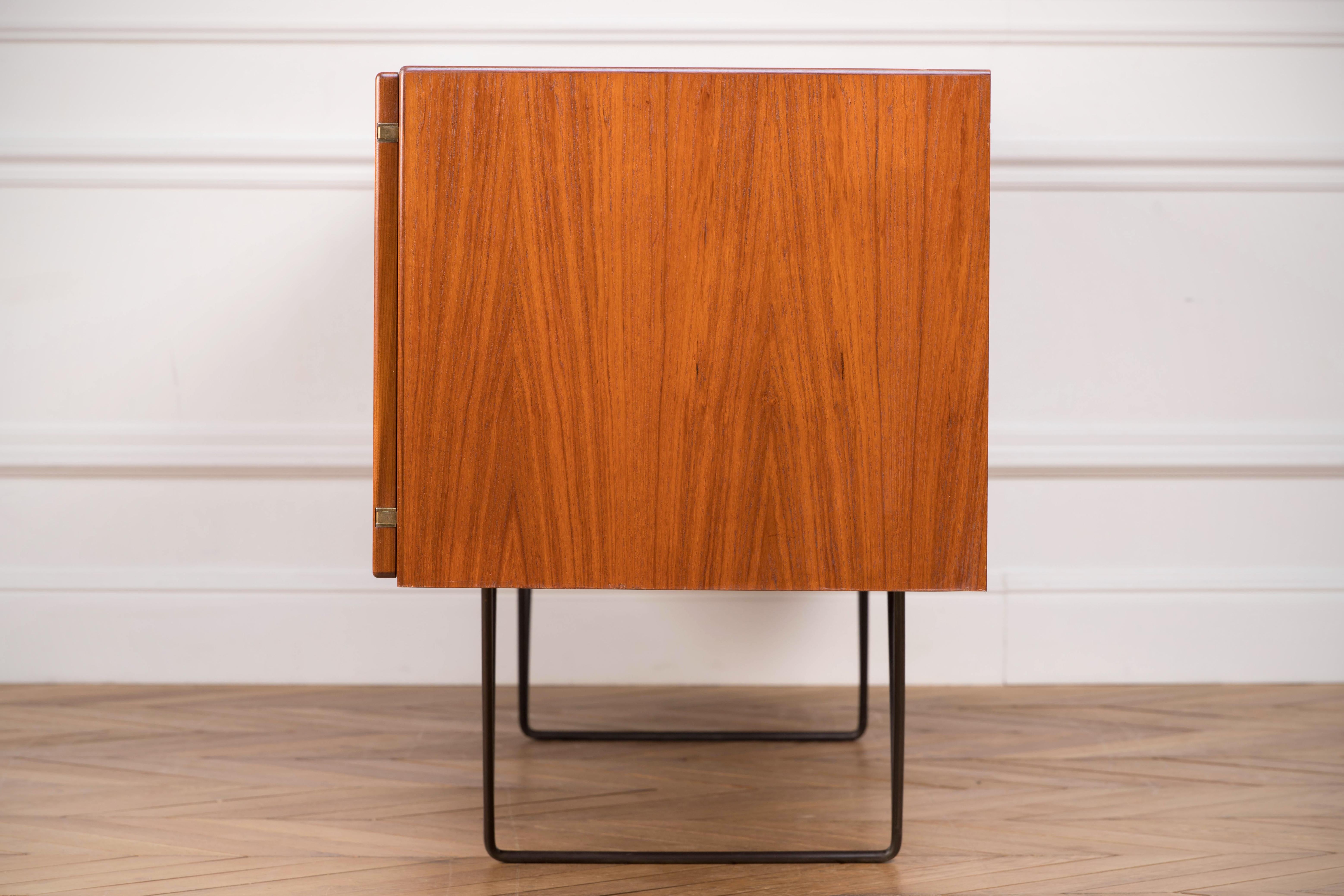 Large Modern Midcentury Sideboard Minimal Design 4