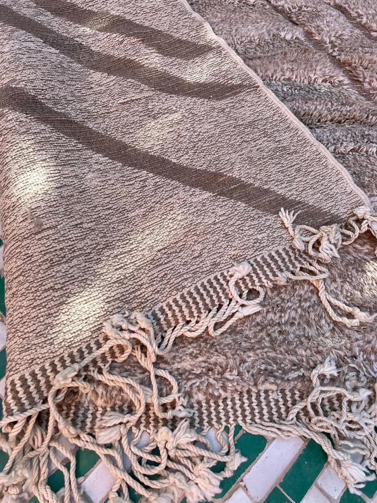 Large Modern Monochromatic Brown Moroccan Beni M'Rirt Rug with Engraved Design For Sale 5