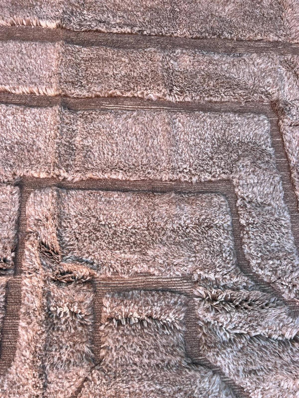 Large Modern Monochromatic Brown Moroccan Beni M'Rirt Rug with Engraved Design For Sale 2