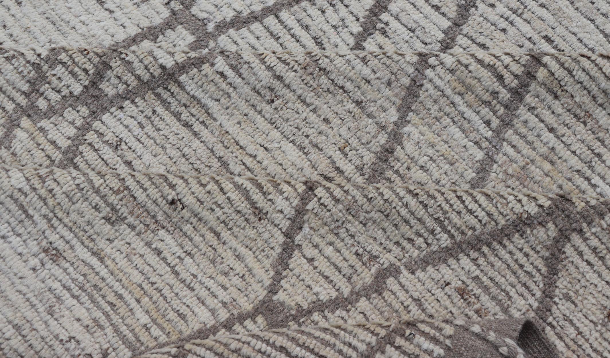 Großer moderner marokkanischer Teppich in neutralen und warmen Tönen  14'7 x 16'5 im Angebot 4