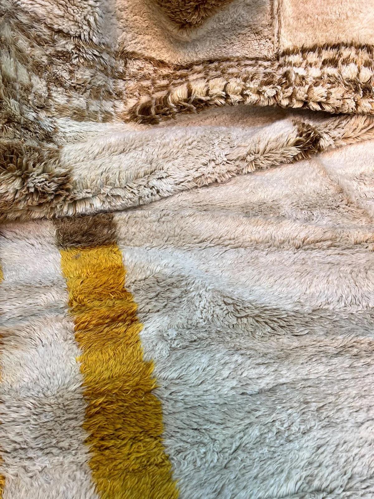 Large Modern Moroccan Wool Beni M'Rirt Rug with Abstract Brown and Yellow Design In New Condition For Sale In Los Angeles, CA