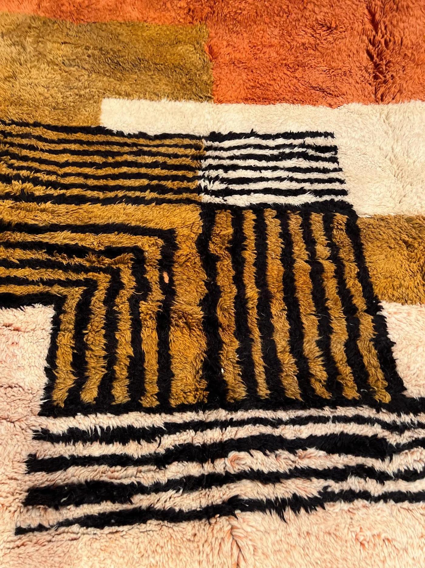 Contemporary Large Modern Moroccan Wool Beni M'Rirt Rug with Abstract Graphic Line Design For Sale