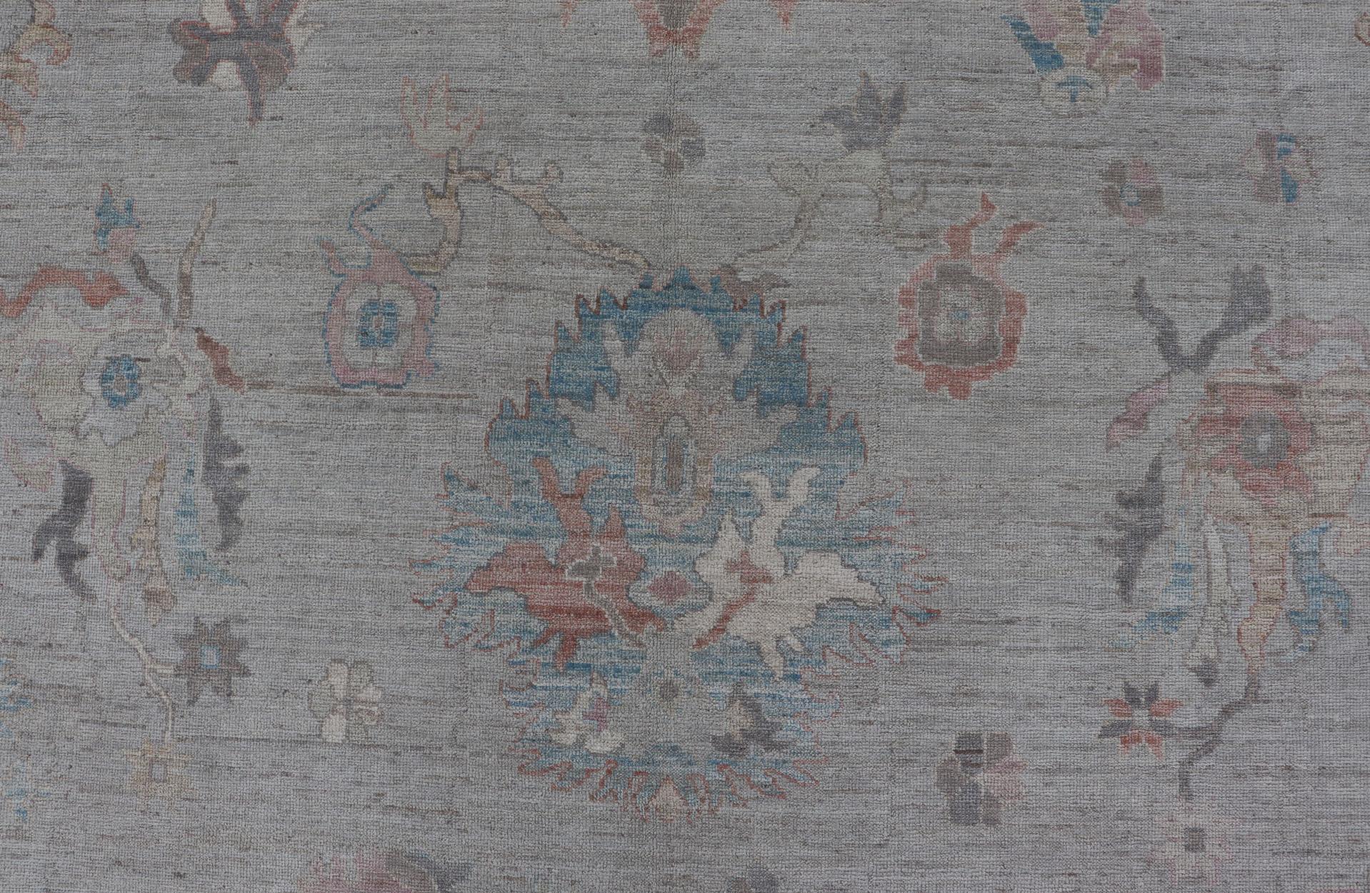 Large Oushak Rug with Floral Motifs & Muted Colorful Tones on Neutral Background For Sale 9