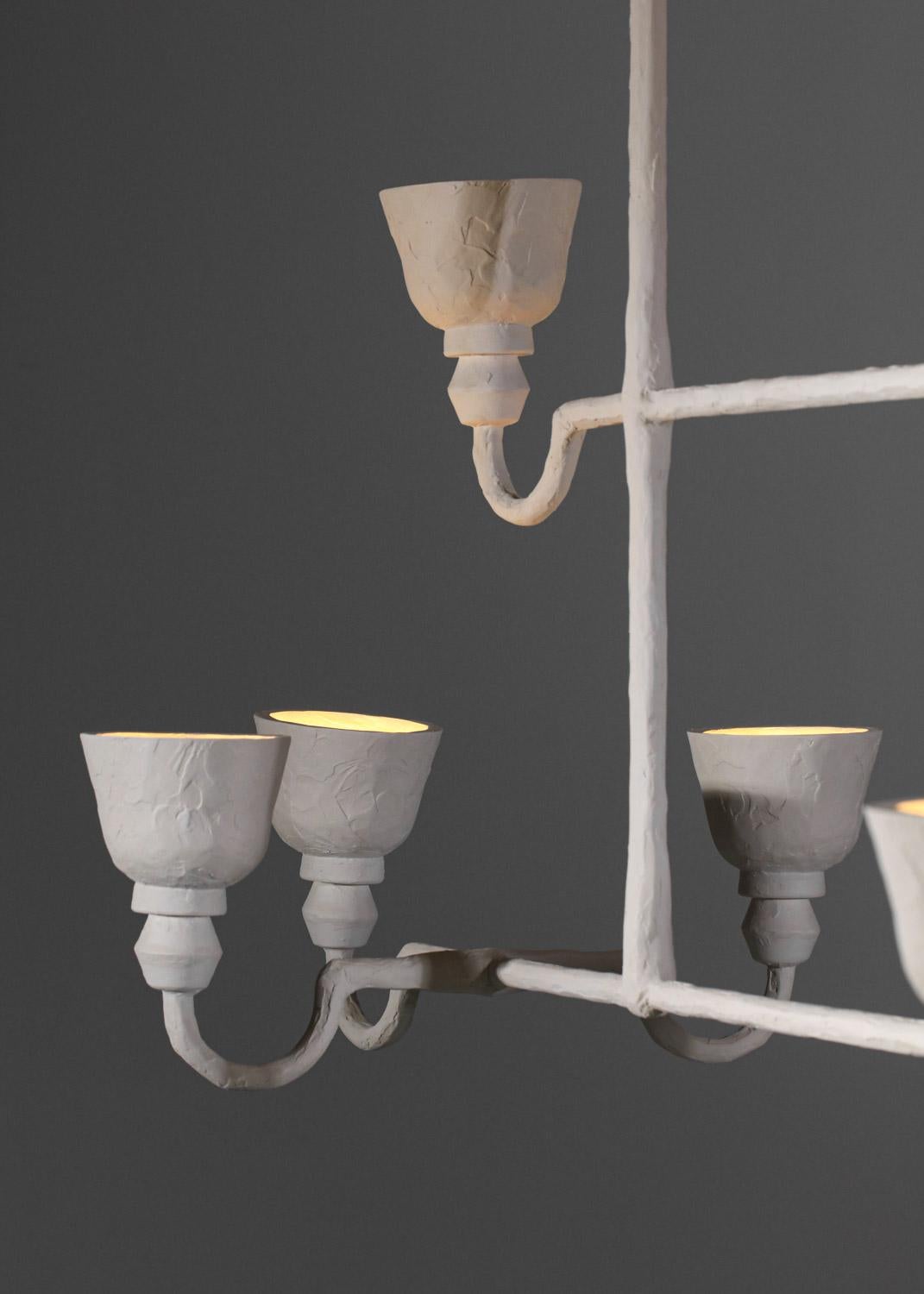 Francese Grande lampadario moderno in gesso ispirato a Diego Giacometti 8 lampade in vendita