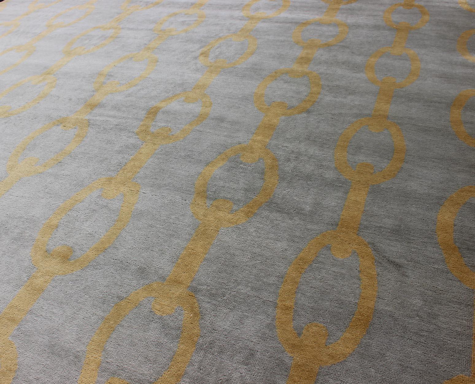 Large Modern Rug With Chain Design in Gray and Marigold Colors In New Condition For Sale In Atlanta, GA