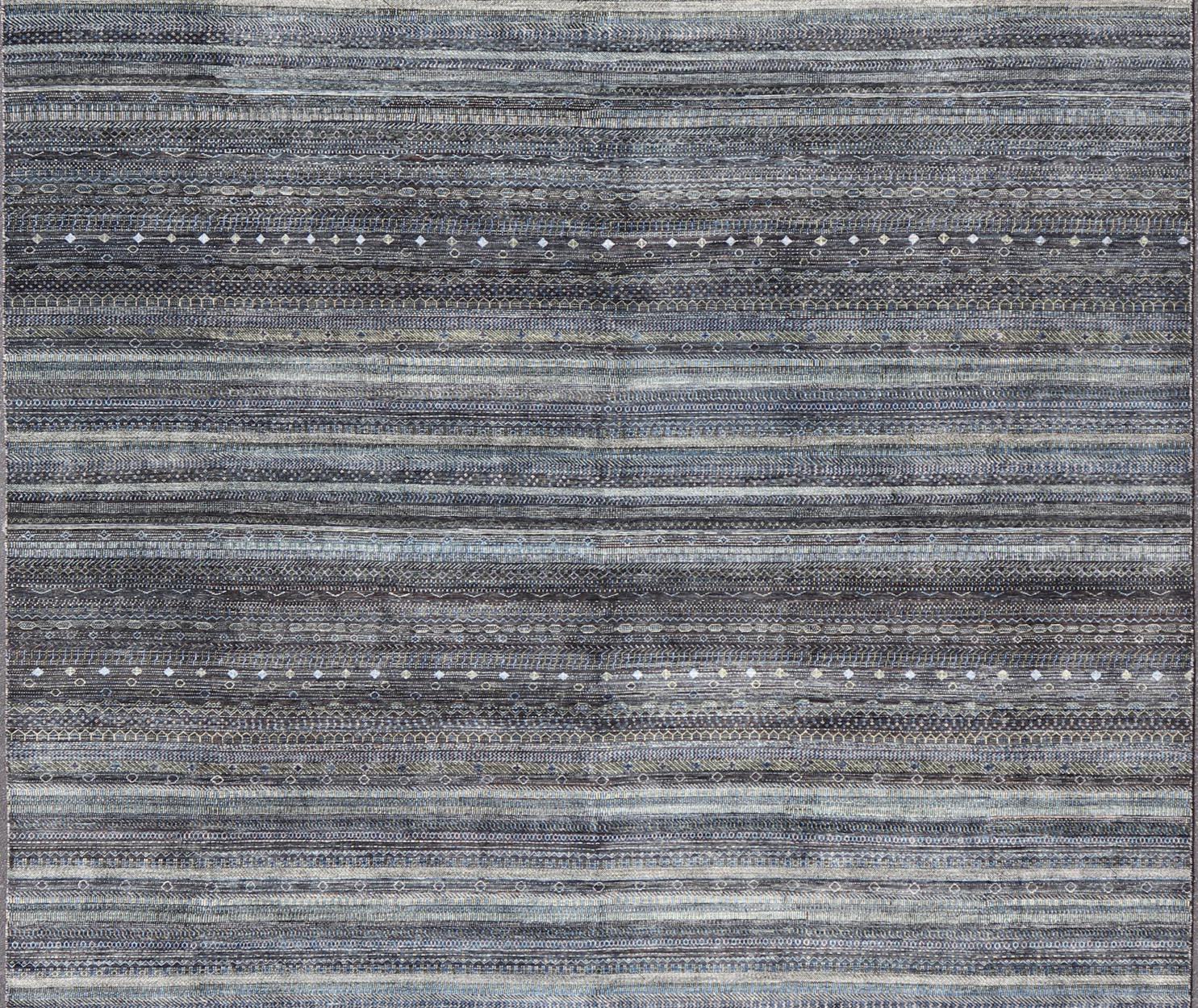 Grand tapis Modernity au Design/One dans les tons noirs, verts et bleus en vente 2
