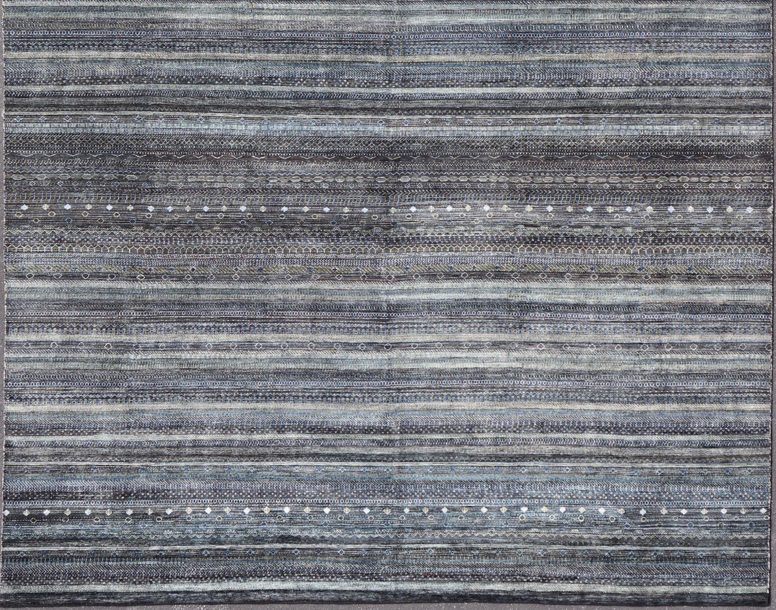 Grand tapis Modernity au Design/One dans les tons noirs, verts et bleus en vente 3