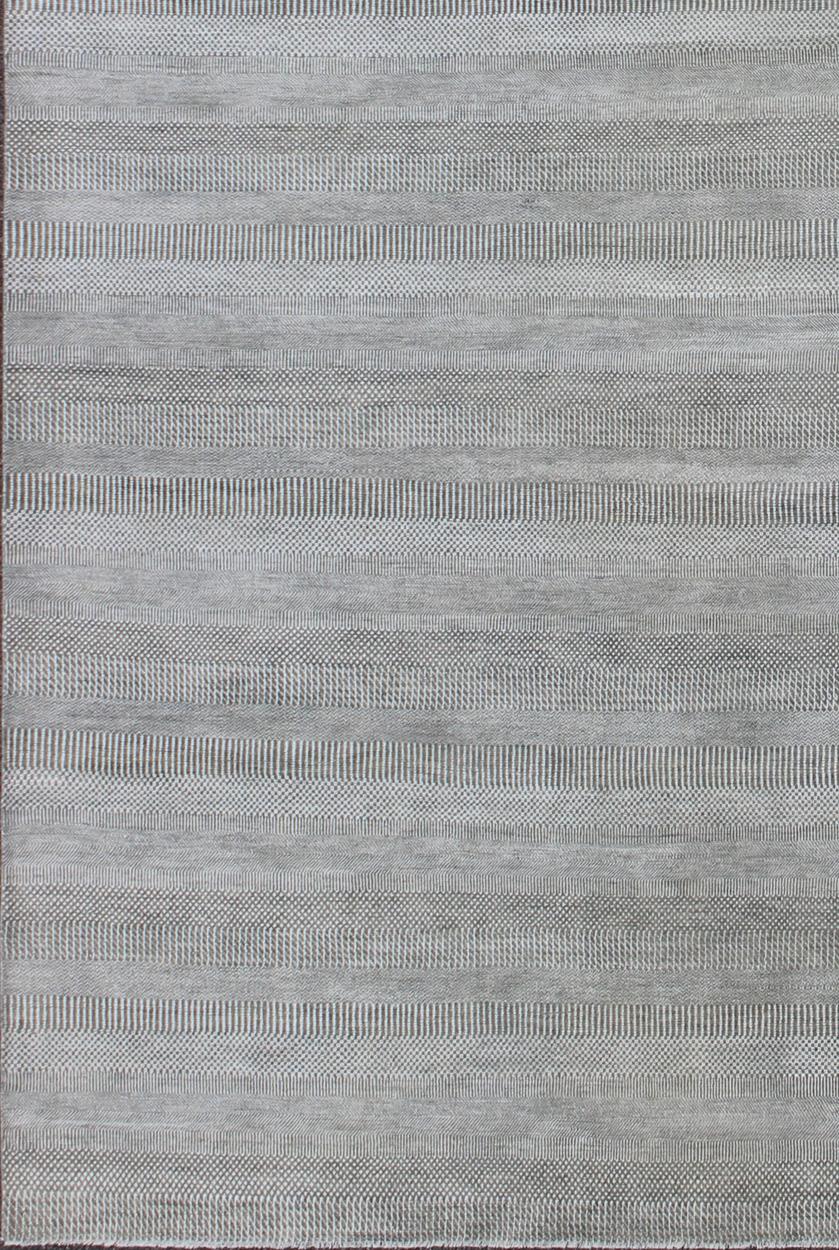 Indian Large Modern Rug with Transitional Design in Shades of Grey and Ivory For Sale