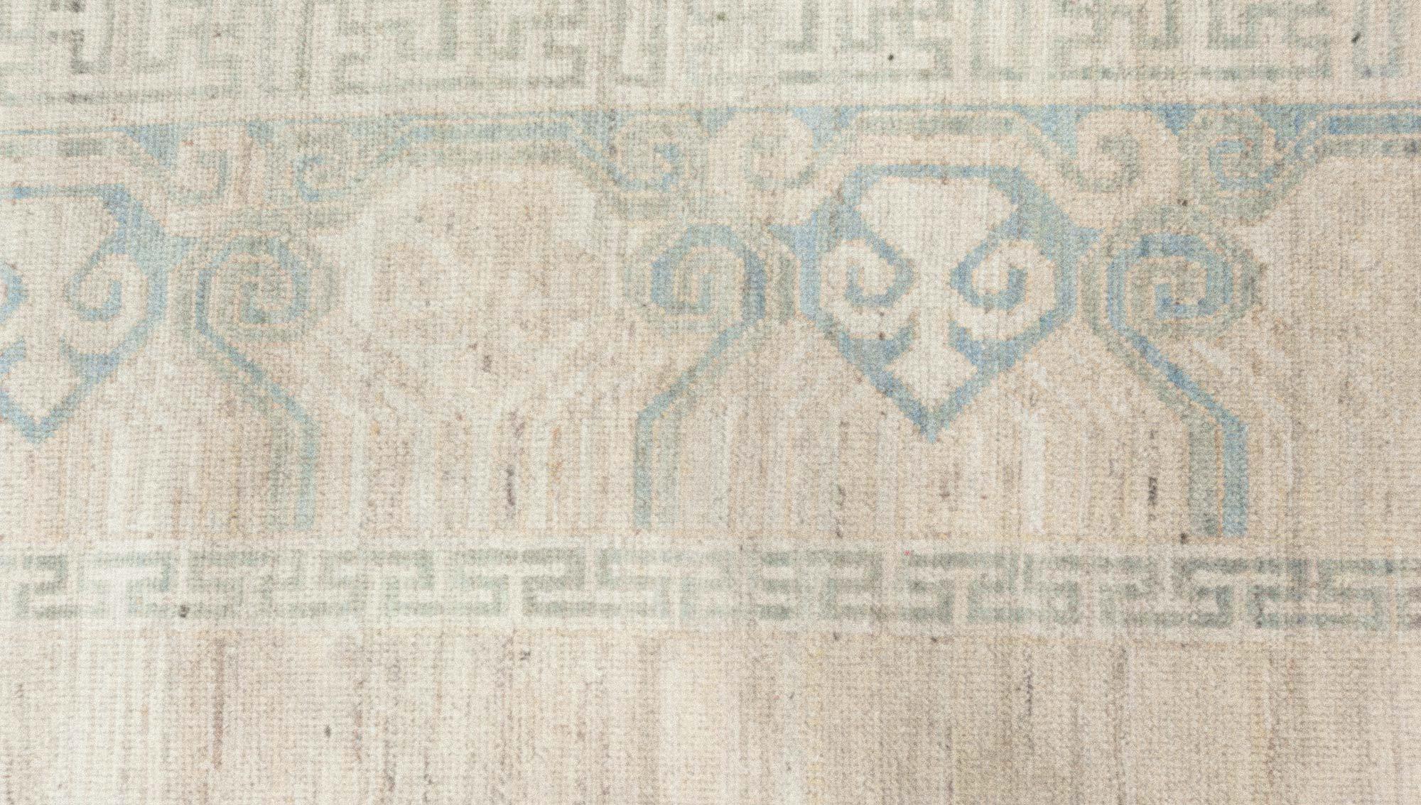 Large Modern Samarkand Rug in Beige and Blue by Doris Leslie Blau In New Condition For Sale In New York, NY