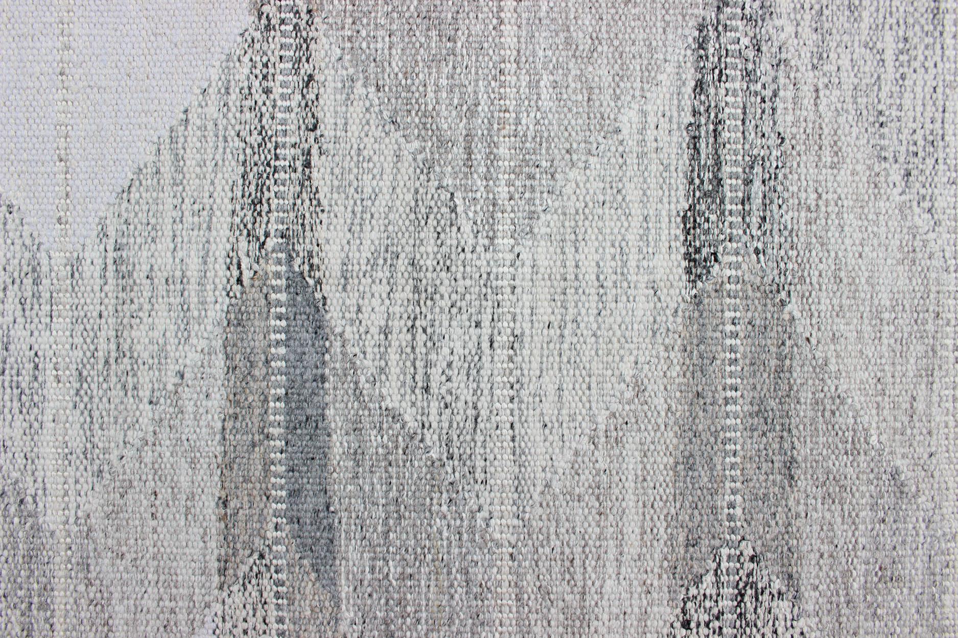 Grand tapis moderne scandinave/suédois à tissage plat à motif géométrique en vente 4
