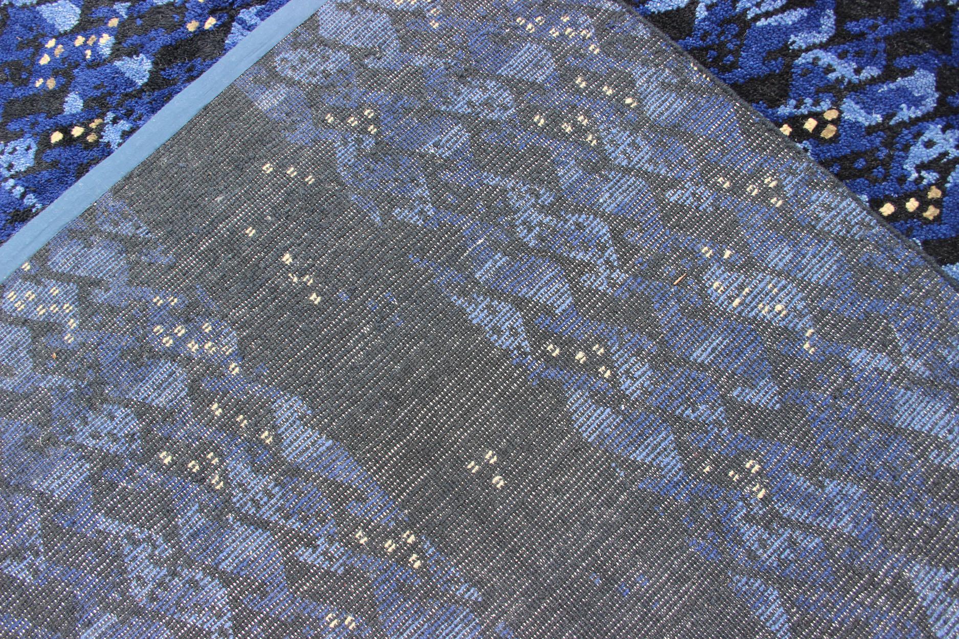 Tappeto moderno a pelo lungo di colore blu notte di Keivan Woven Arts in vendita 2