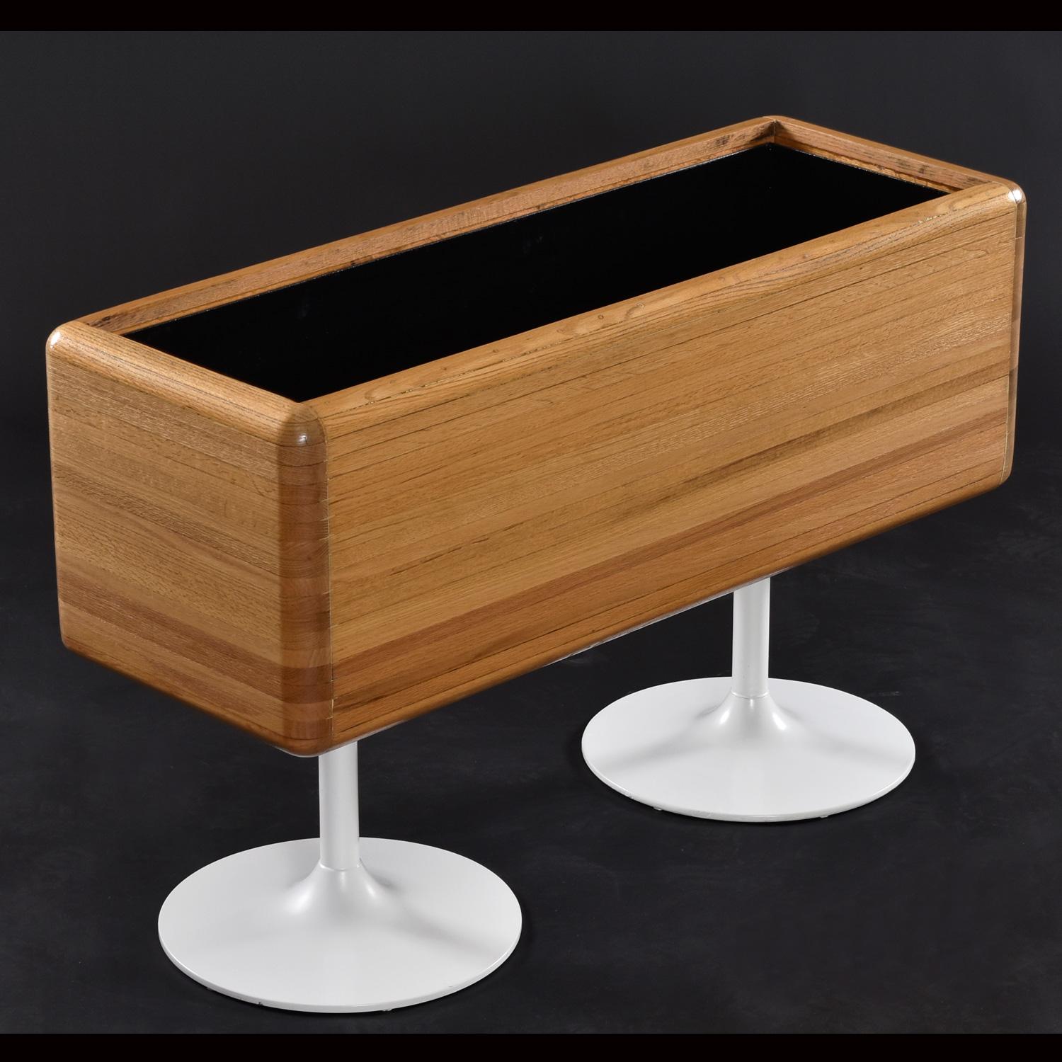 Large Modern Solid Oak Planter on White Tulip Bases with Metal Insert For Sale 5