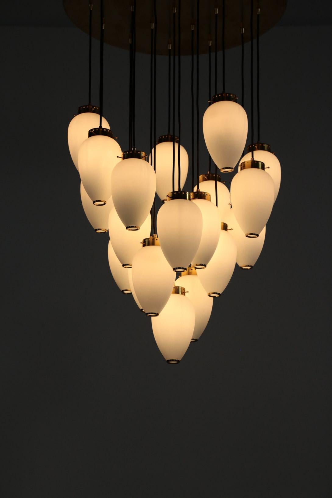 Large Modern Suspension, Hans Agne Jakobsson Style, 19 Lights For Sale 3