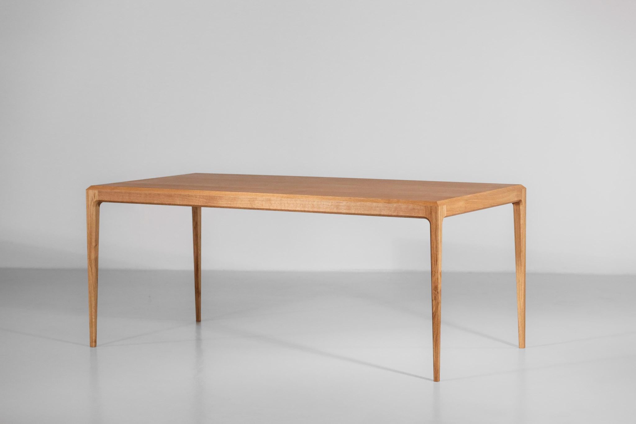 Large Modern Table in Oak Scandinavian Design 2