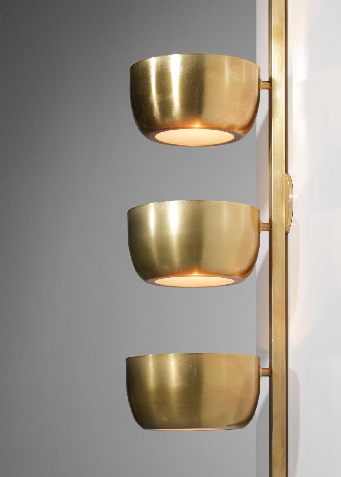 Große moderne Wandleuchter aus massivem Messing, 3 Tassen, Vintage-Design, „Trio“, EL138 (Moderne der Mitte des Jahrhunderts) im Angebot