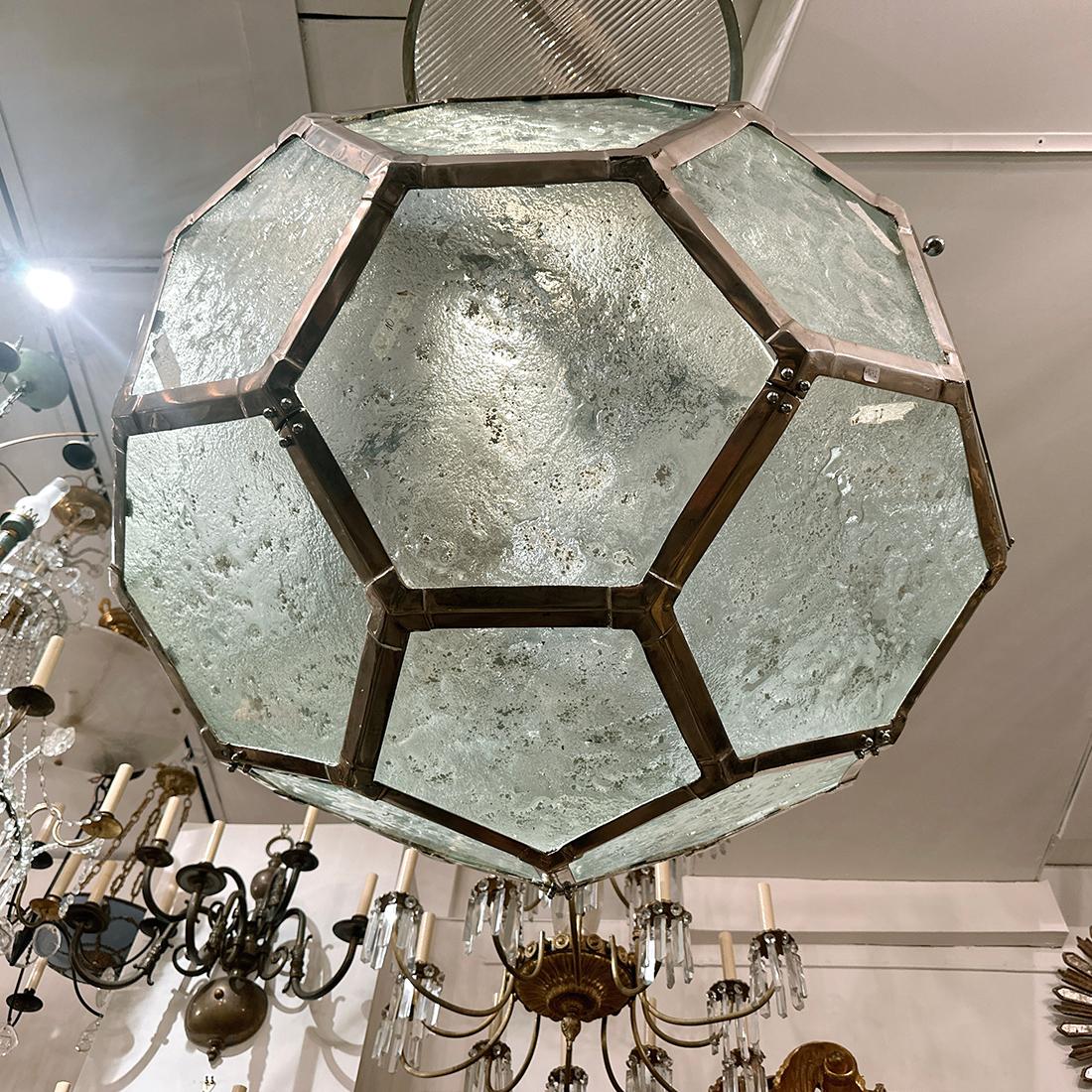 Grande lanterne moderne en nickel plaqué en vente 1