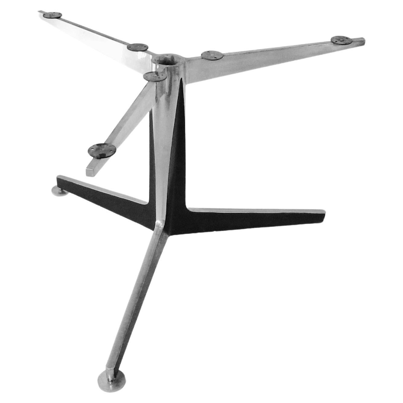 Großer modernistischer Ess- oder Konferenztischsockel aus Aluminiumguss