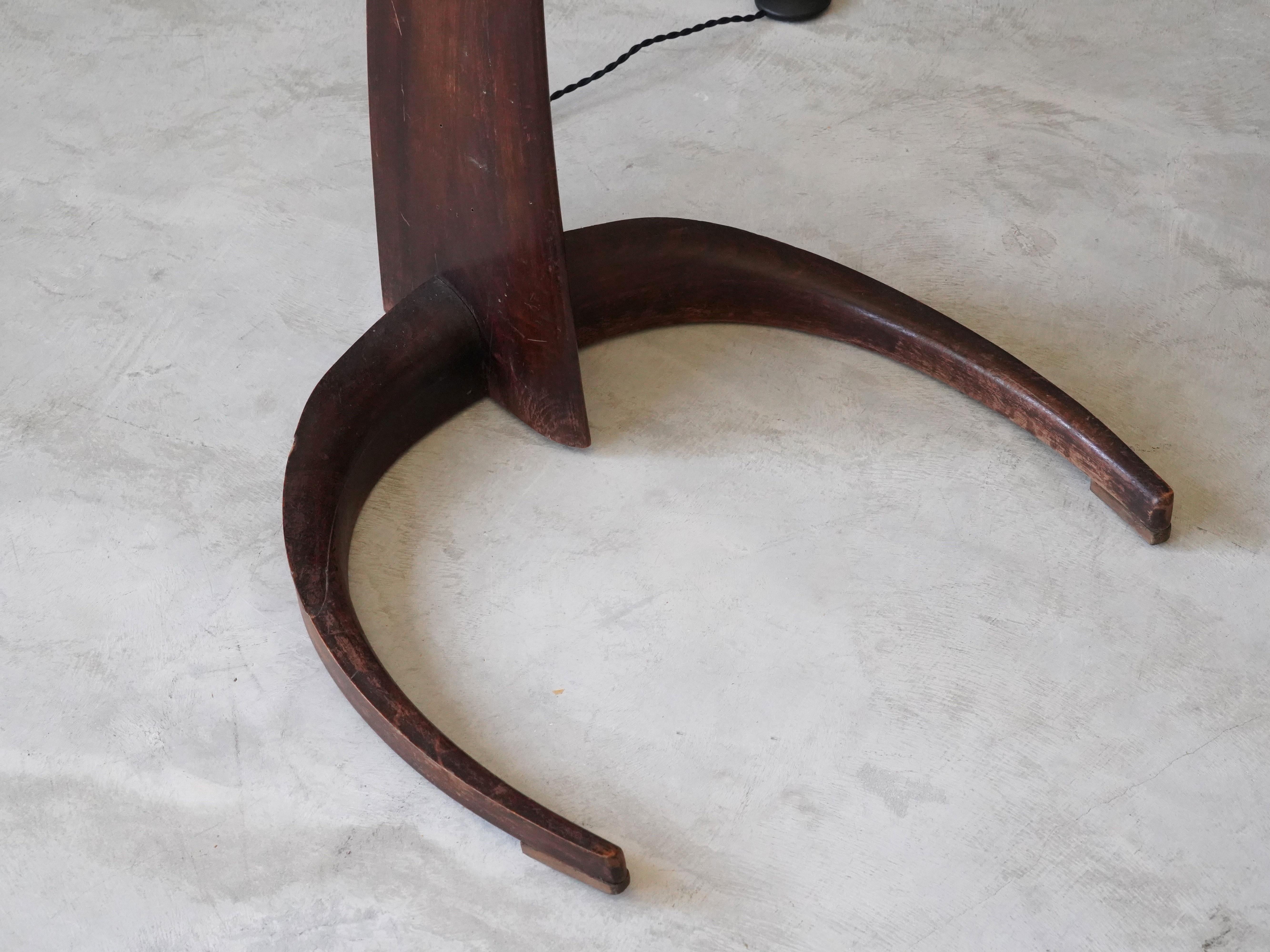 Mid-Century Modern Large Modernist Curved Floor Lamp, Walnut, Brass, Fabric, Italy 1940s
