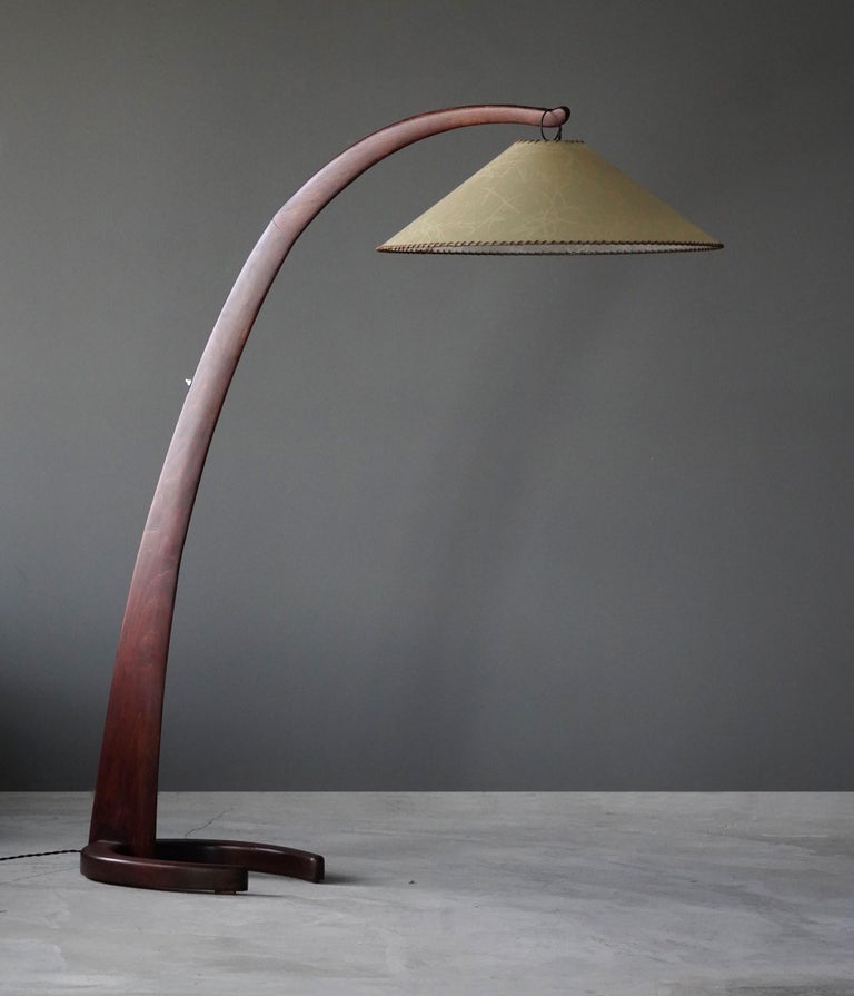Large Modernist Curved Floor Lamp, Walnut, Brass, Paper, Italy, 1940s ...