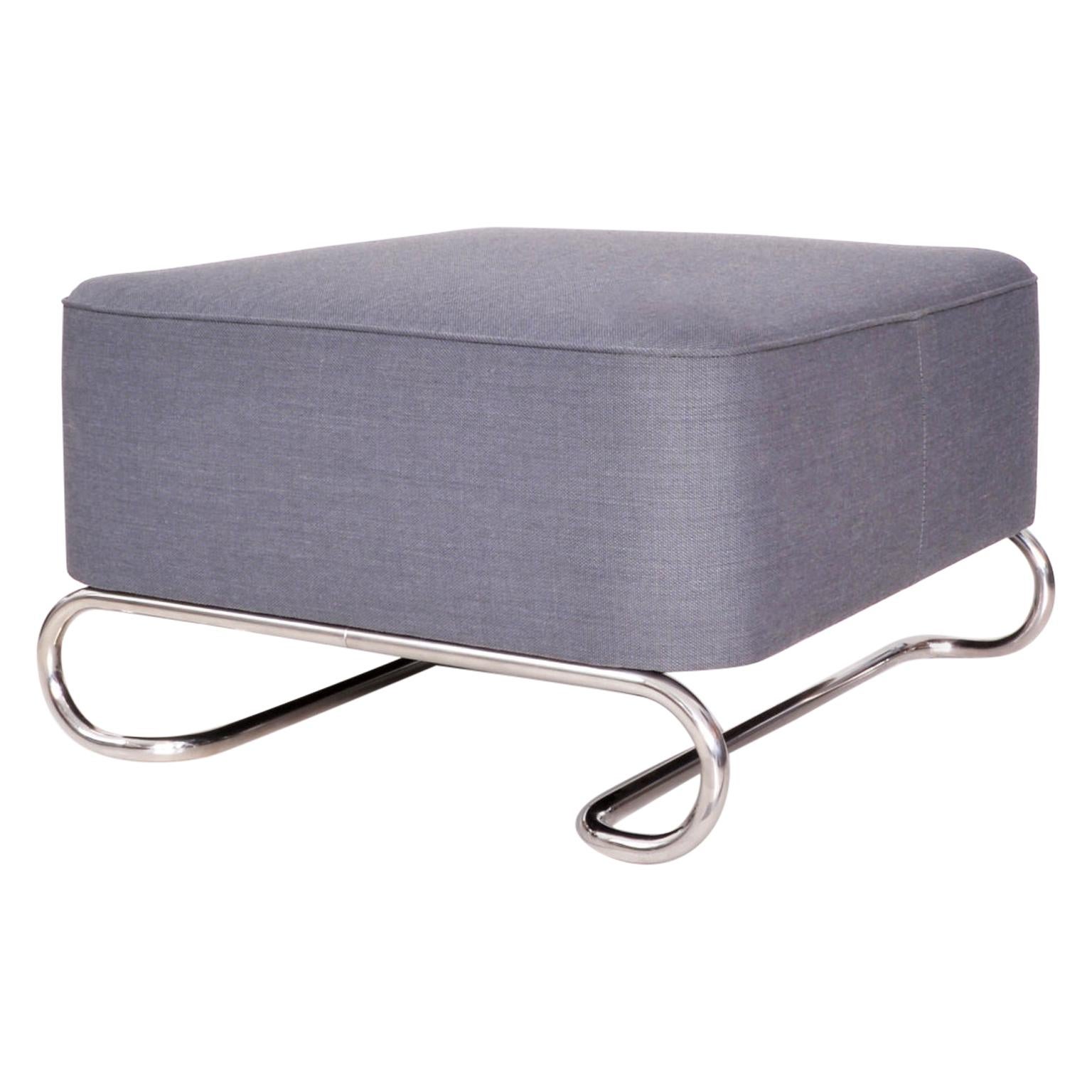 Grand tabouret moderniste personnalisable en acier tubulaire, tissu/tapissage en cuir