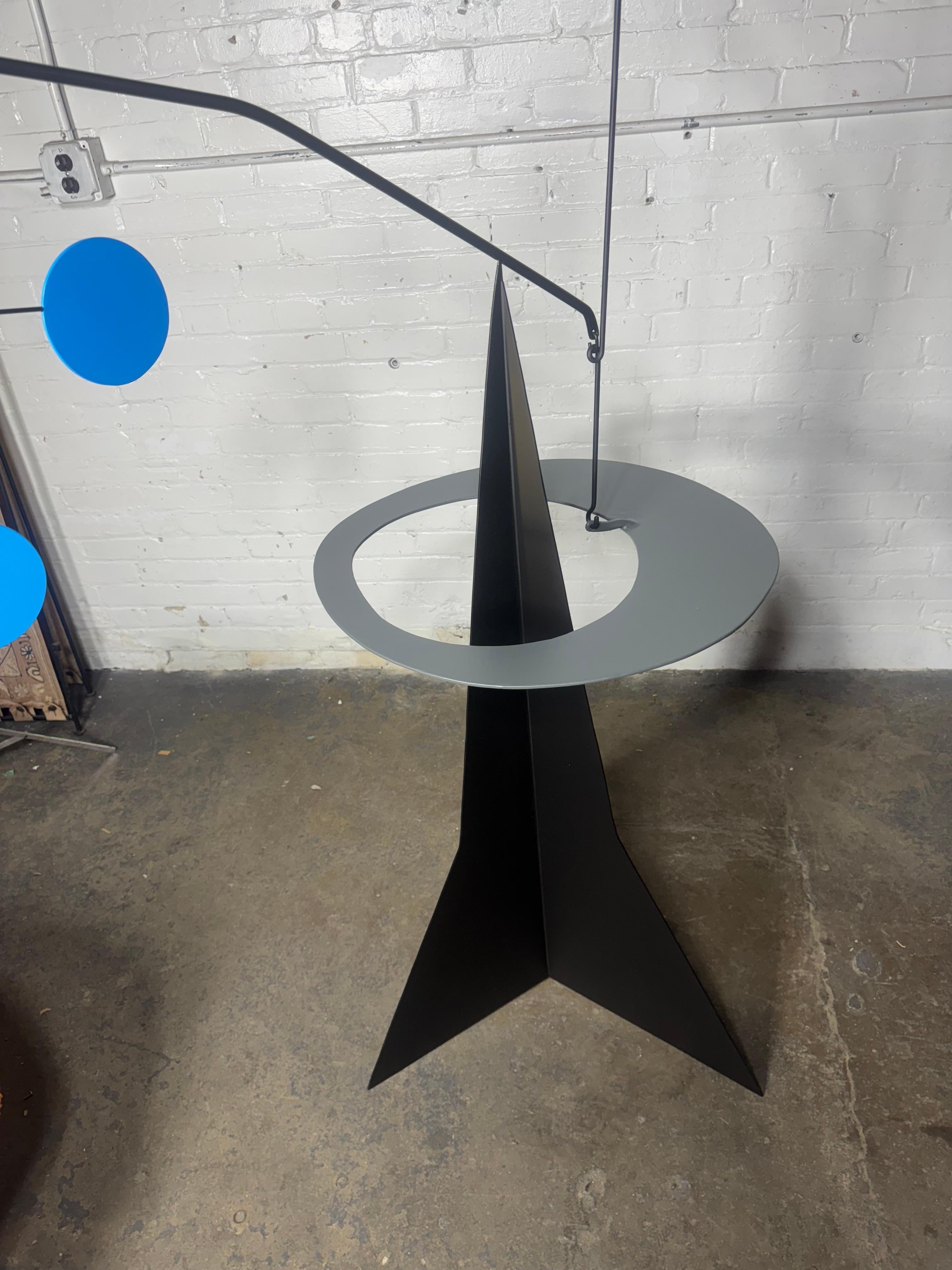 XXI secolo e contemporaneo Stabile cinetico free standing di grandi dimensioni di Graham Sears in vendita