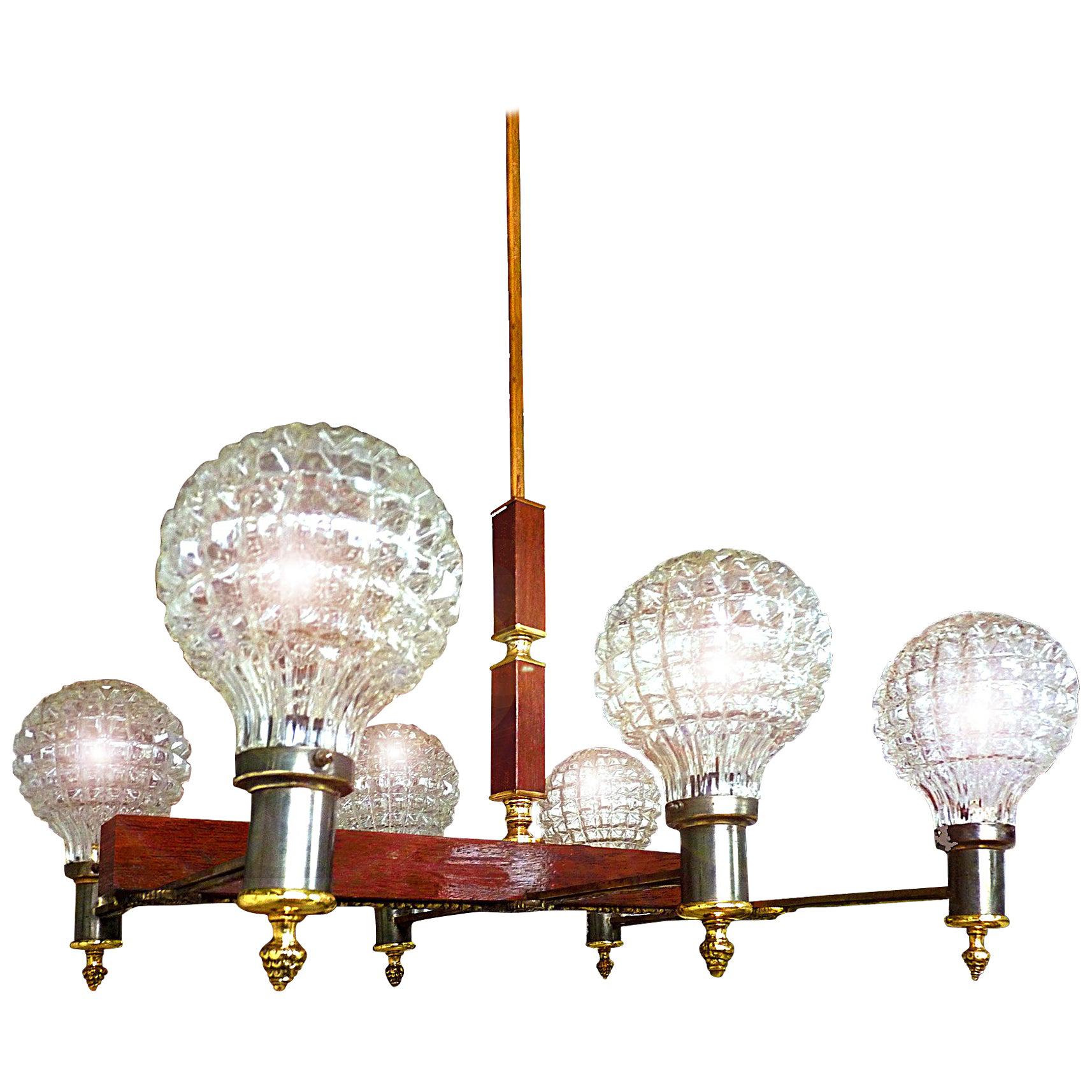 Großer modernistischer französischer Art-Déco-Kronleuchter aus Bronze, Holz und Messing mit sechs Lichtern aus Eisglas