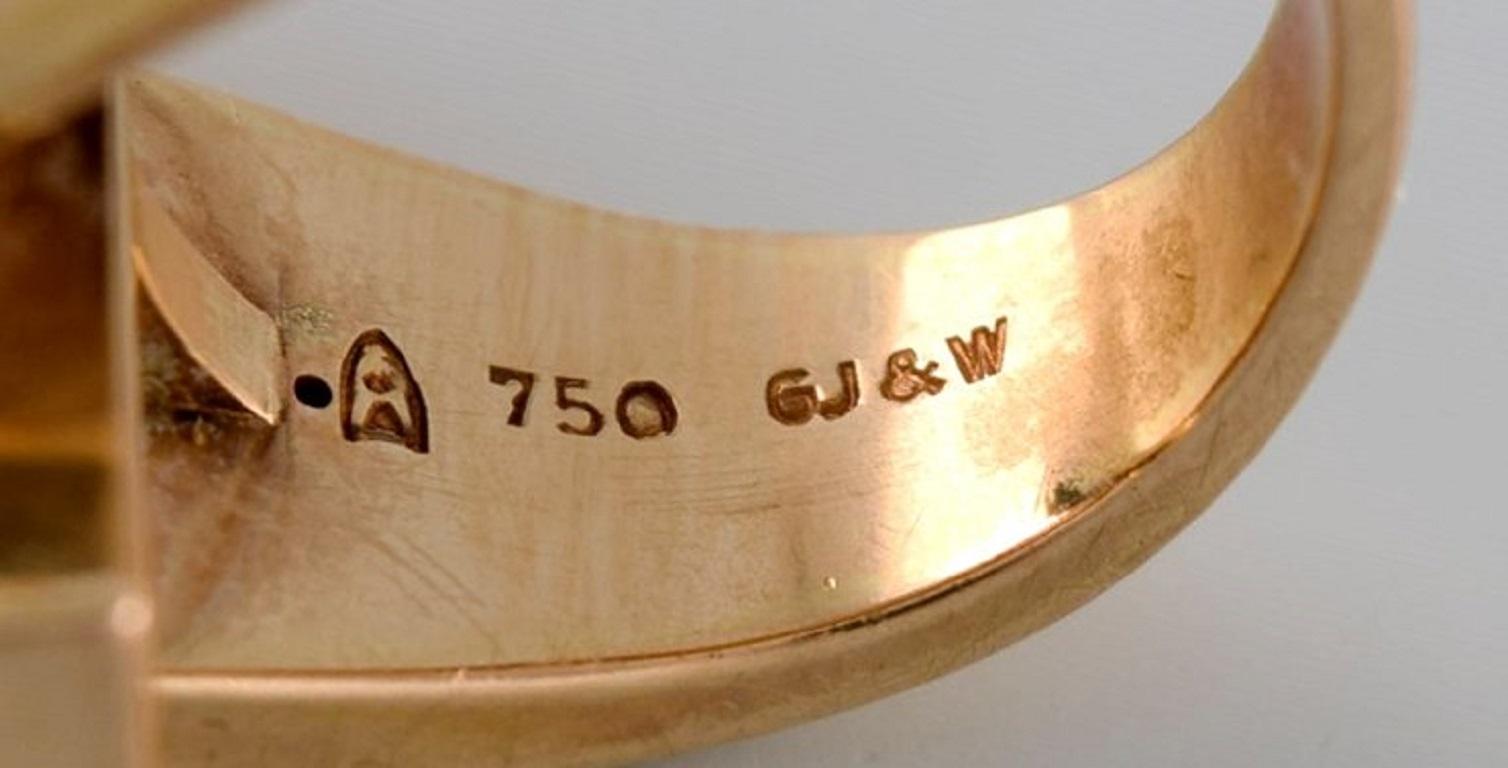 Large Modernist Georg Jensen Ring in 18 Carat Gold Adorned with Smoky Quartz 2