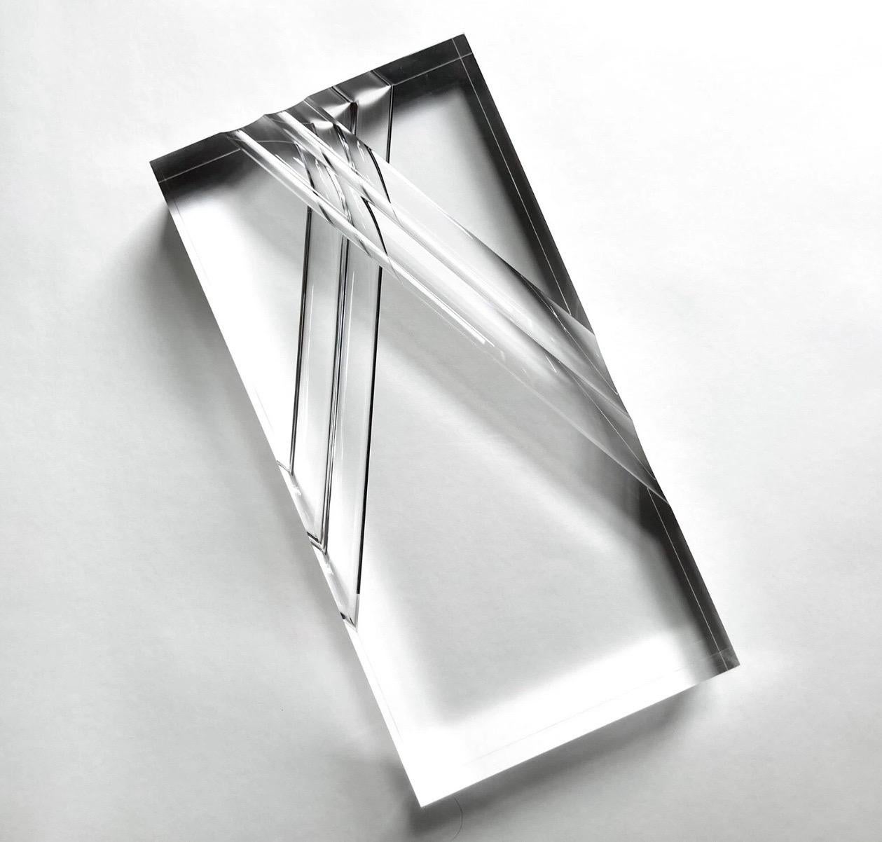 Large Modernist Lucite Block Prism Sculpture by Alessio Tasca For Sale 1