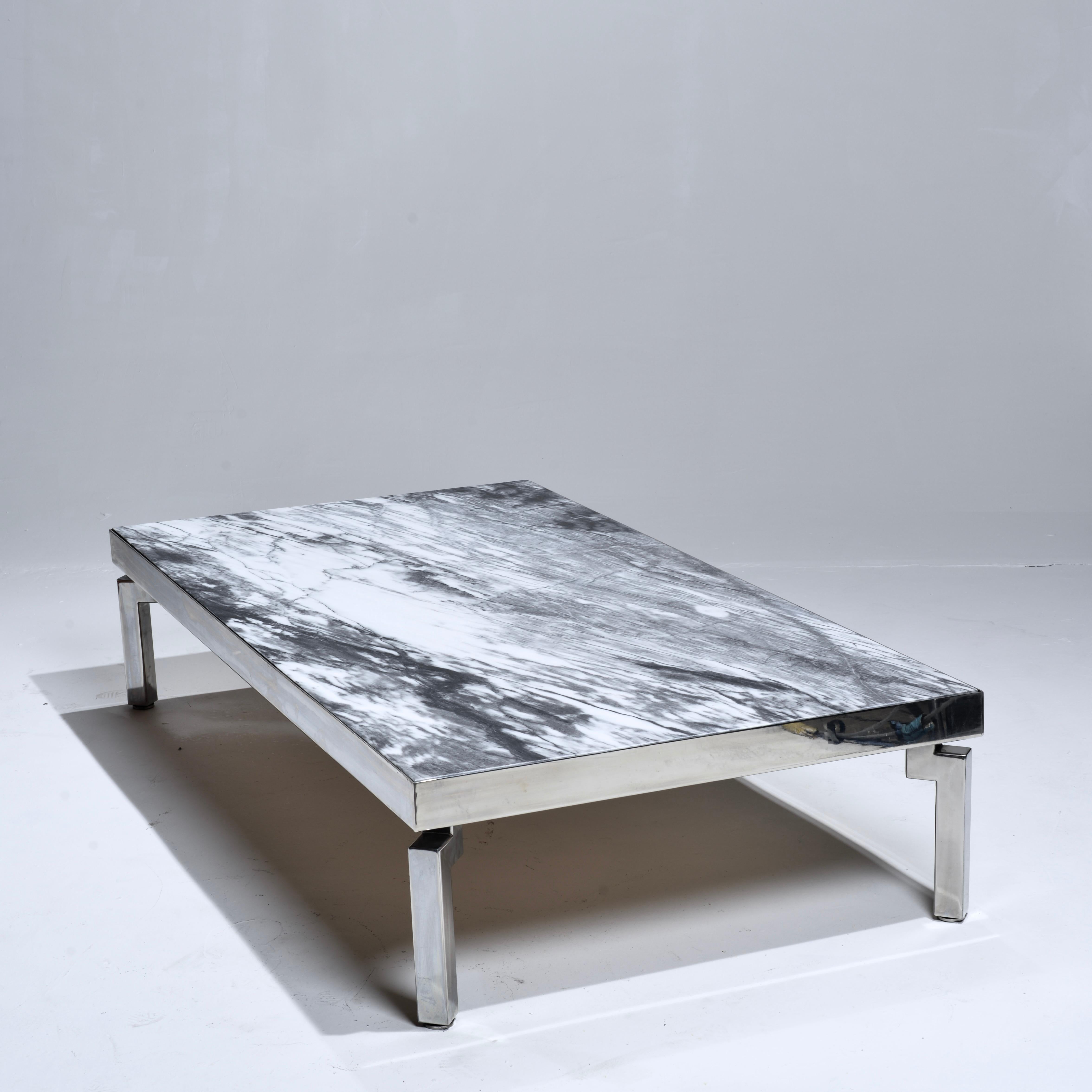 Large Modernist Mable and Stainless Steel Coffee Table by Stendig, Italy  In Excellent Condition For Sale In Los Angeles, CA