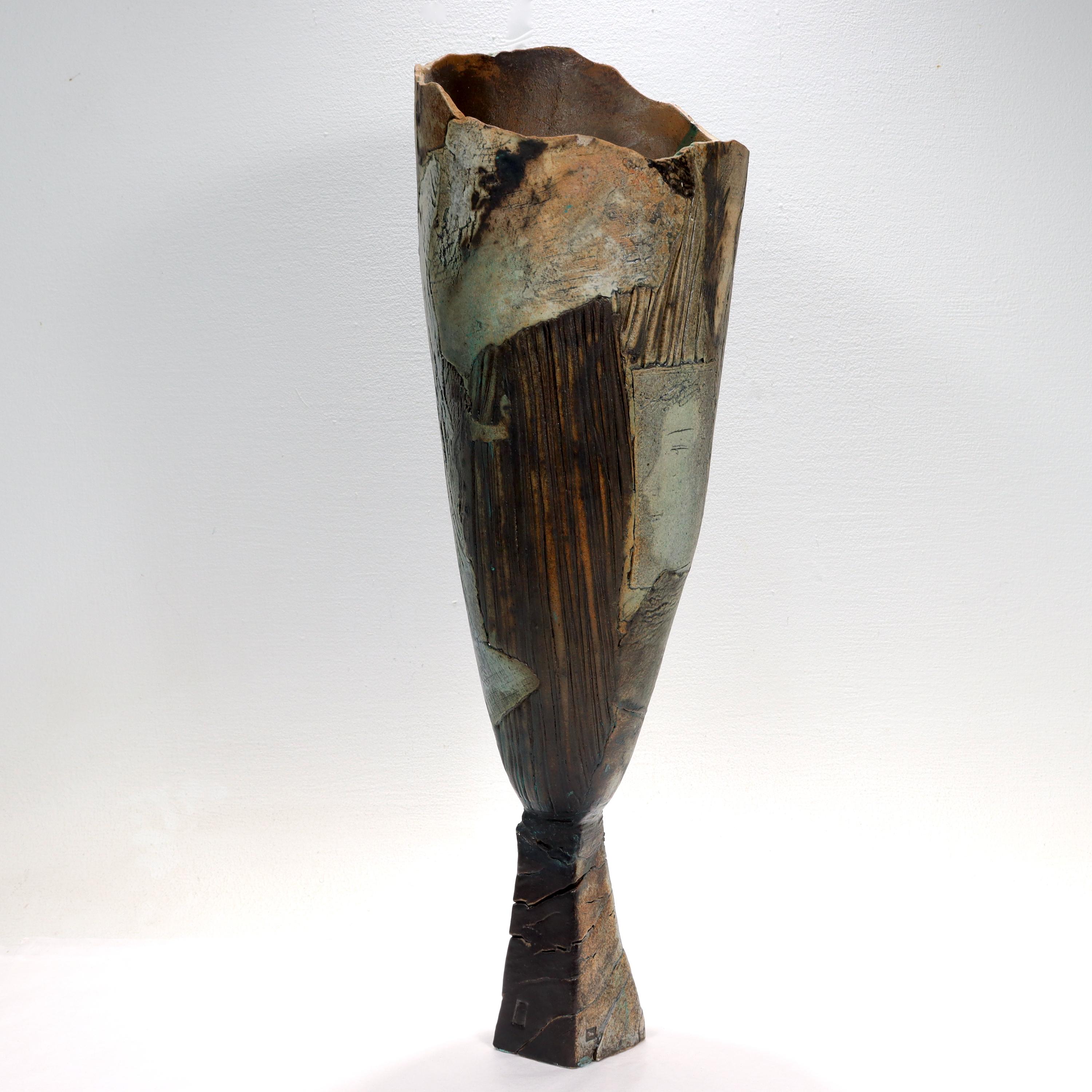 Moderne Grand vase en poterie d'art moderniste signé par Rafael Saifulin en vente