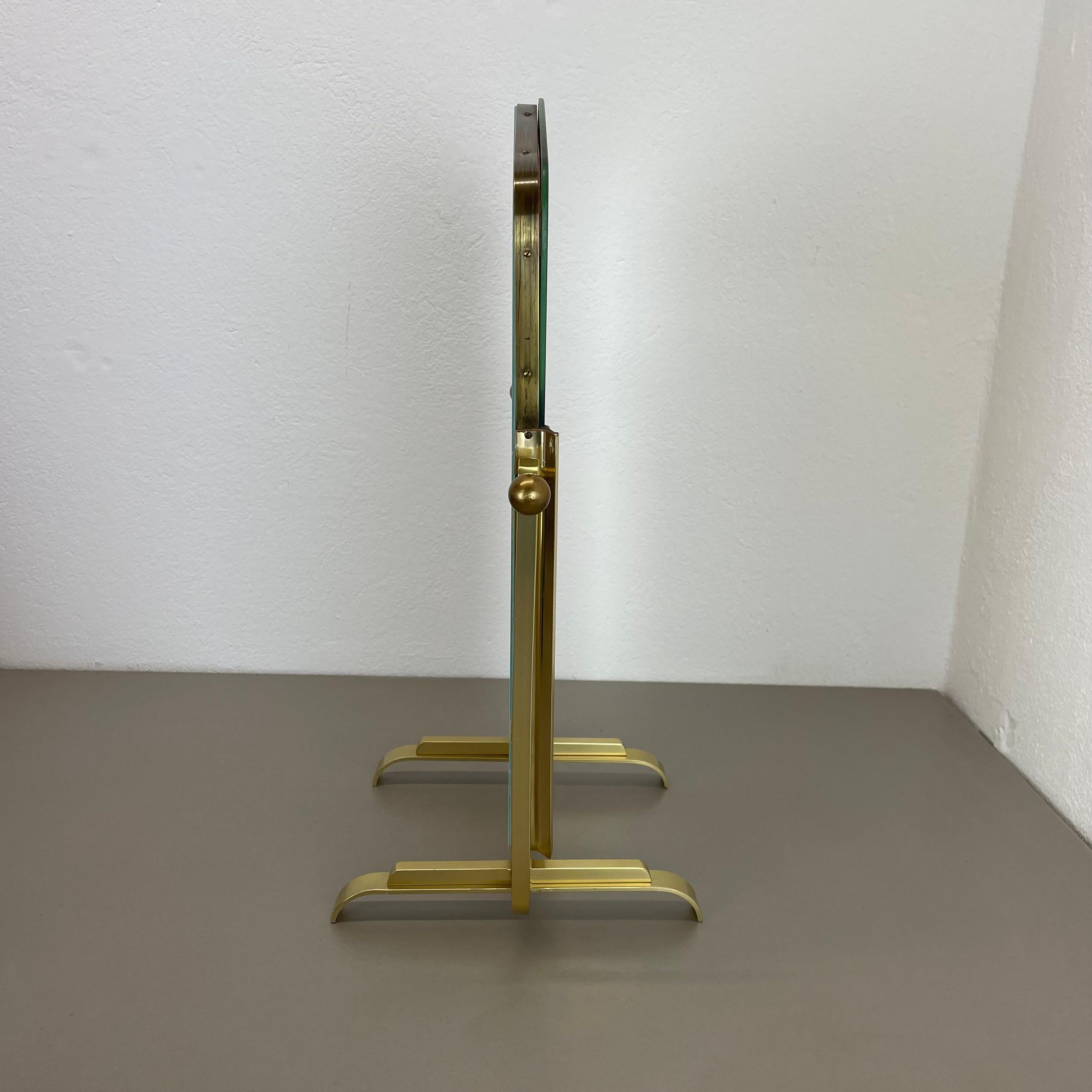 Large Modernist Table Mirror Vereinigte Werkstätten München attrib. Germany 1950 For Sale 7
