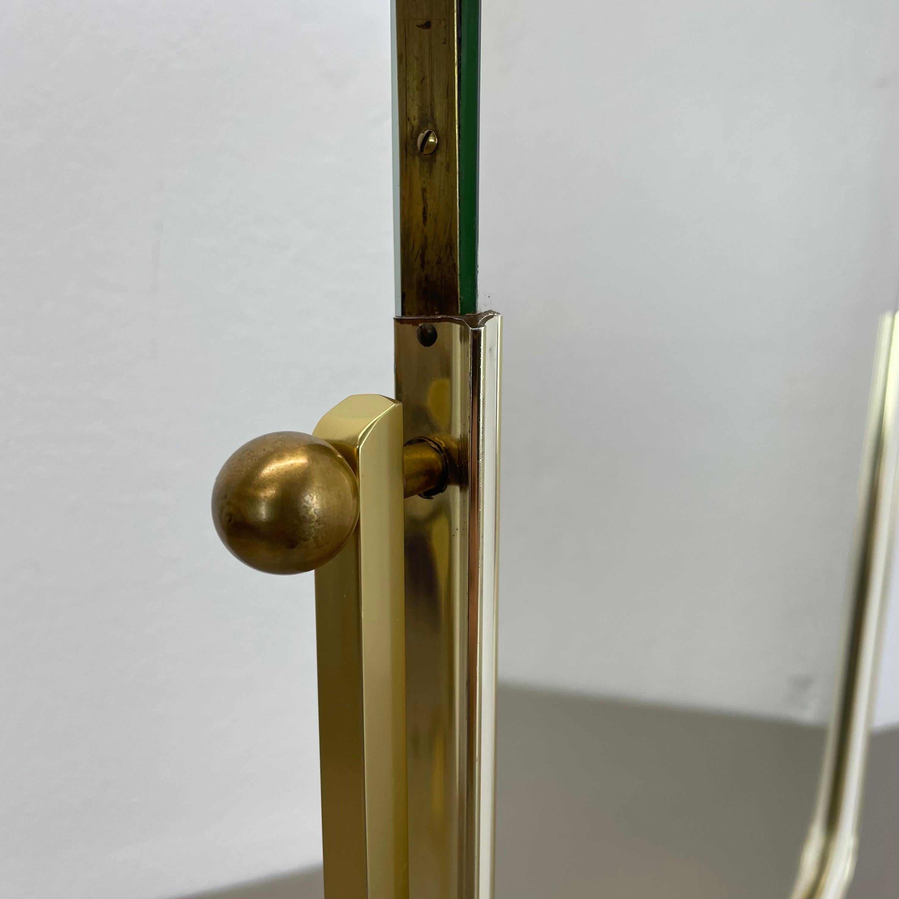 Large Modernist Table Mirror Vereinigte Werkstätten München attrib. Germany 1950 For Sale 2