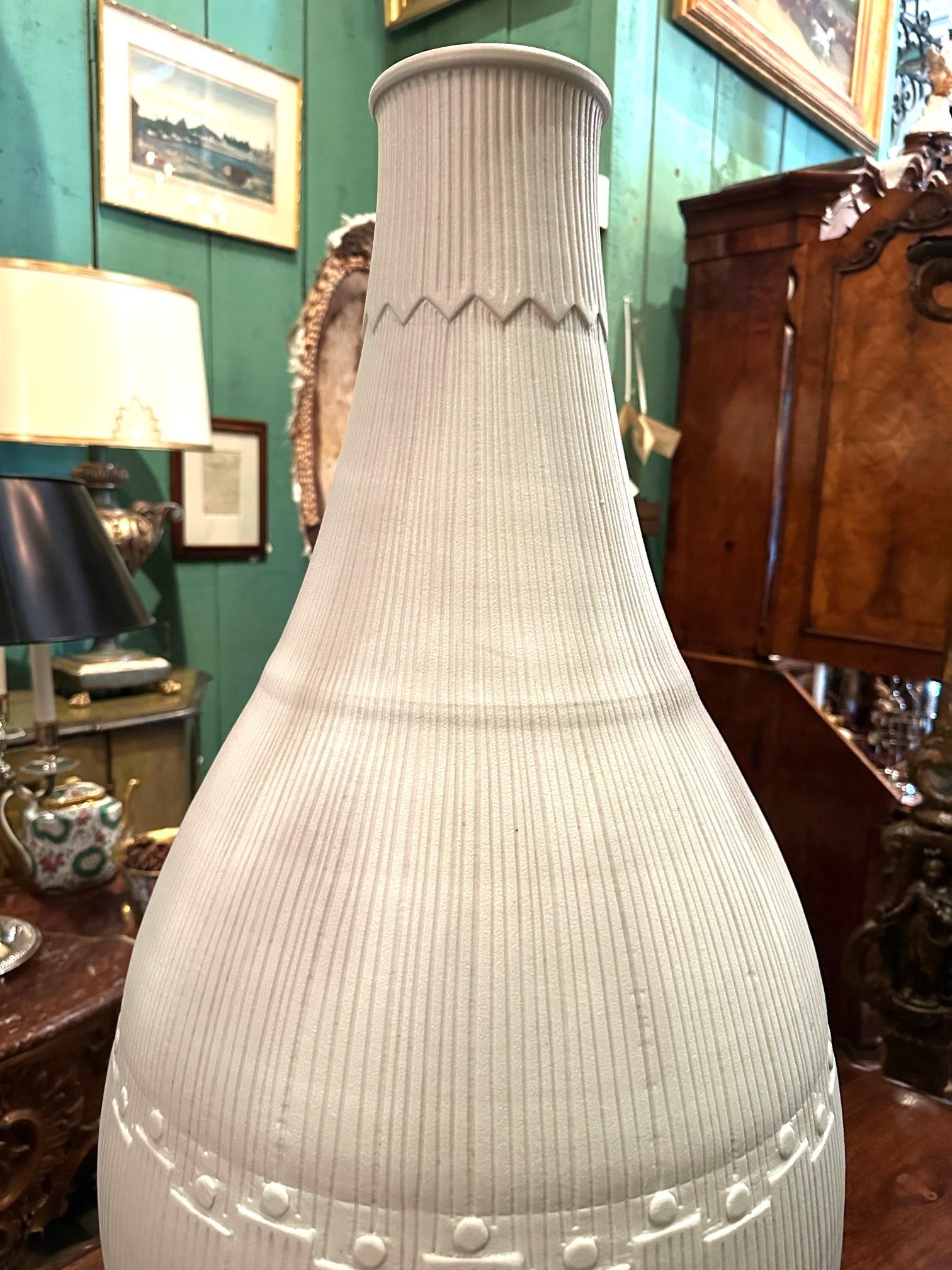 Large Modernist White Glazed Vase Jar Center Piece Focal point Decorative Modern For Sale 9