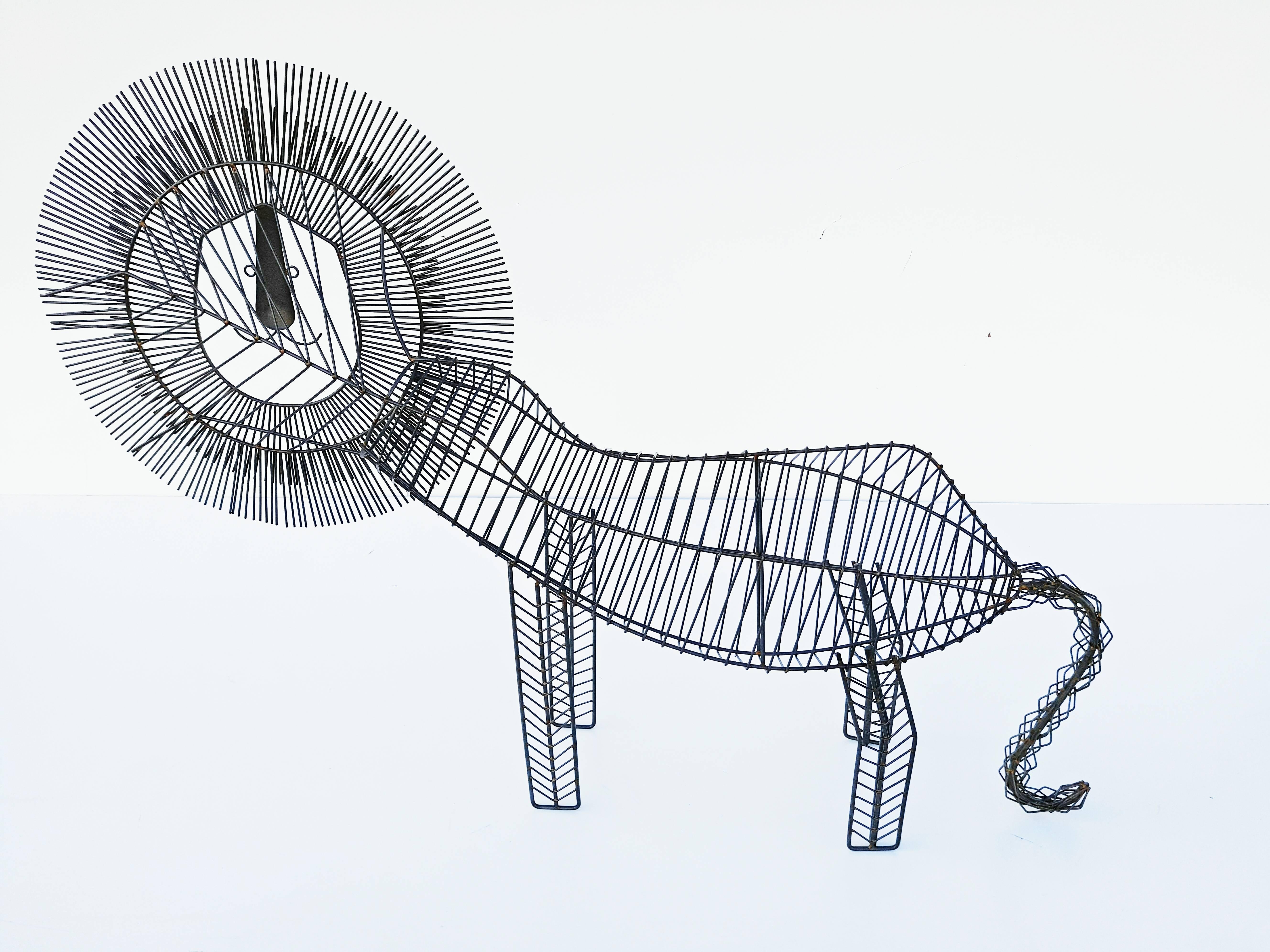 Large Modernist Wire Lion Sculpture For Sale 4