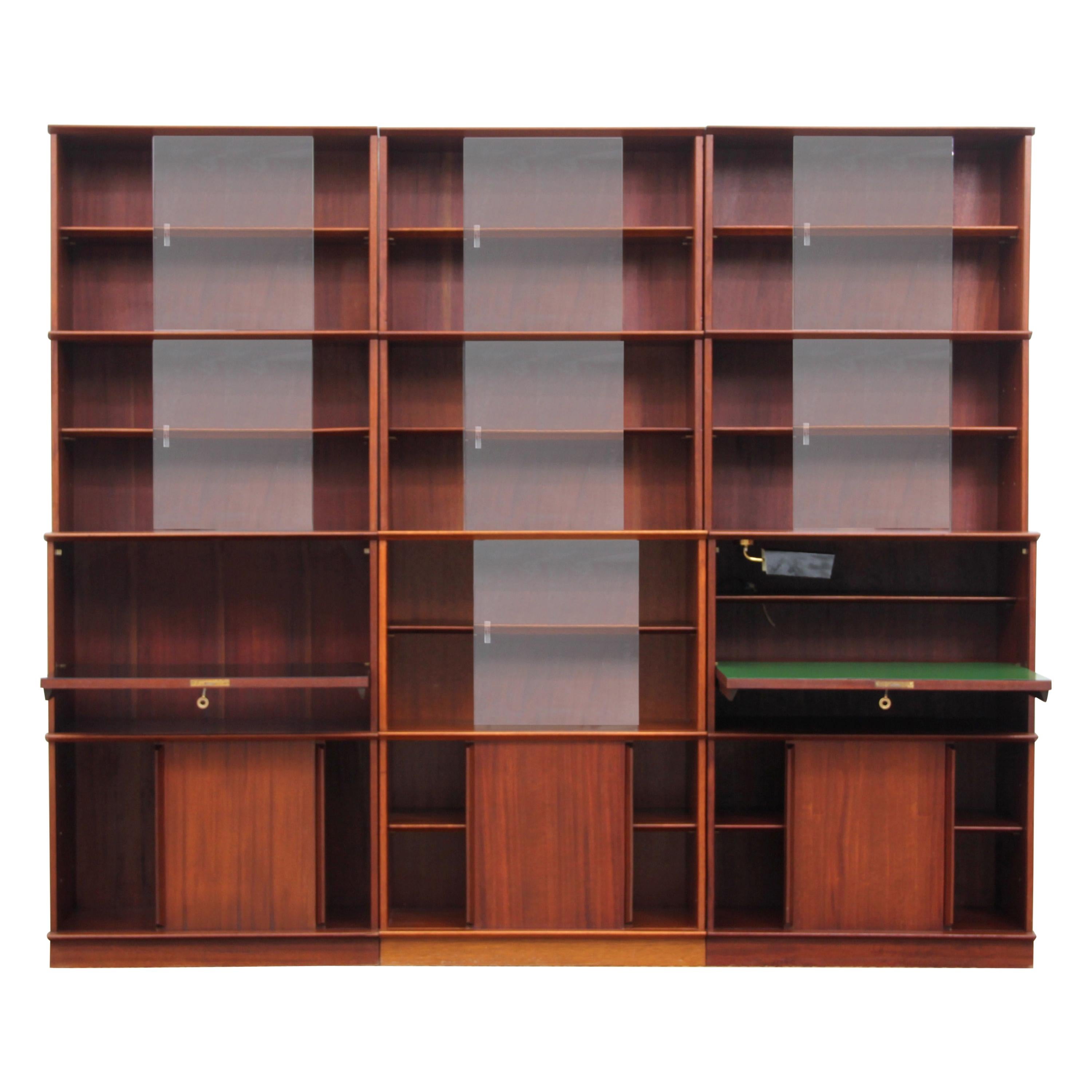 Large Modular Bookshelve Model Oscar