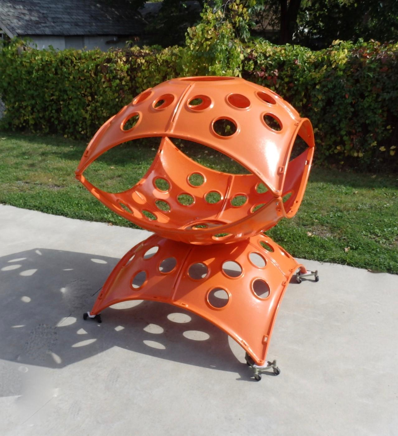 Grande sculpture modulaire en fonte d'aluminium orange Yard Art Indoor Outdoor Playground Sculpture en vente 2