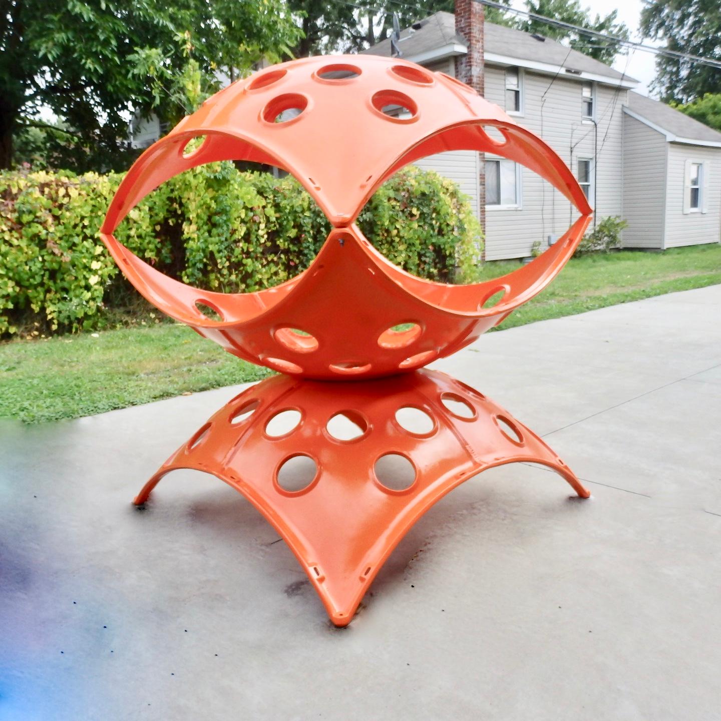 Grande sculpture modulaire en fonte d'aluminium orange Yard Art Indoor Outdoor Playground Sculpture en vente 4