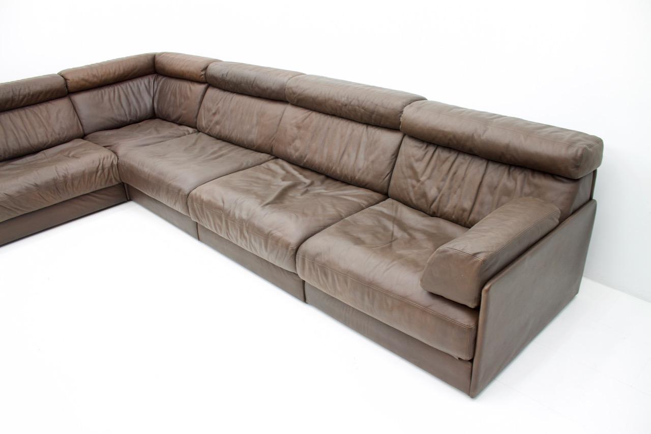 Mid-Century Modern Sectional Sofa in Dark Brown Leather by De Sede DS 76 Switzerland, 1970s For Sale