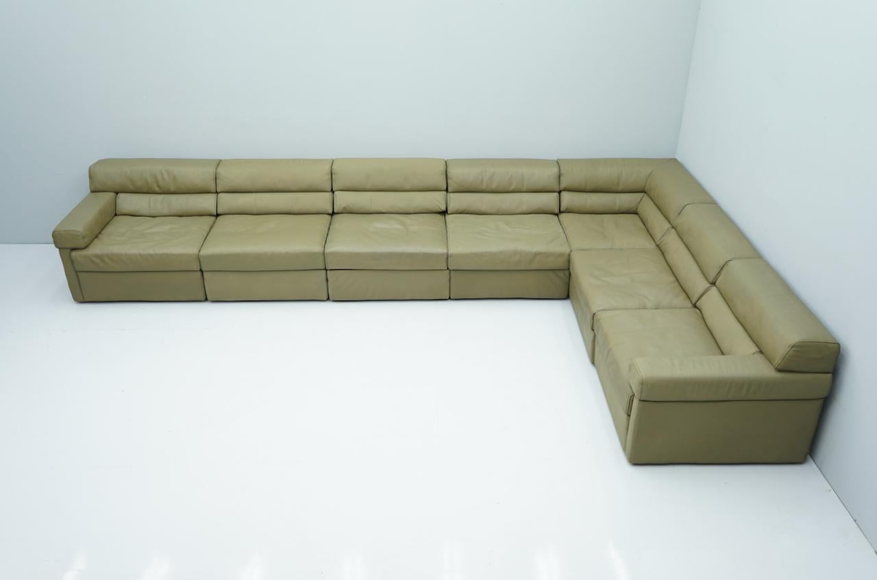 Late 20th Century Large Modular Sectional Sofa in Elephant Grey Leather by Walter Knoll, 1970s