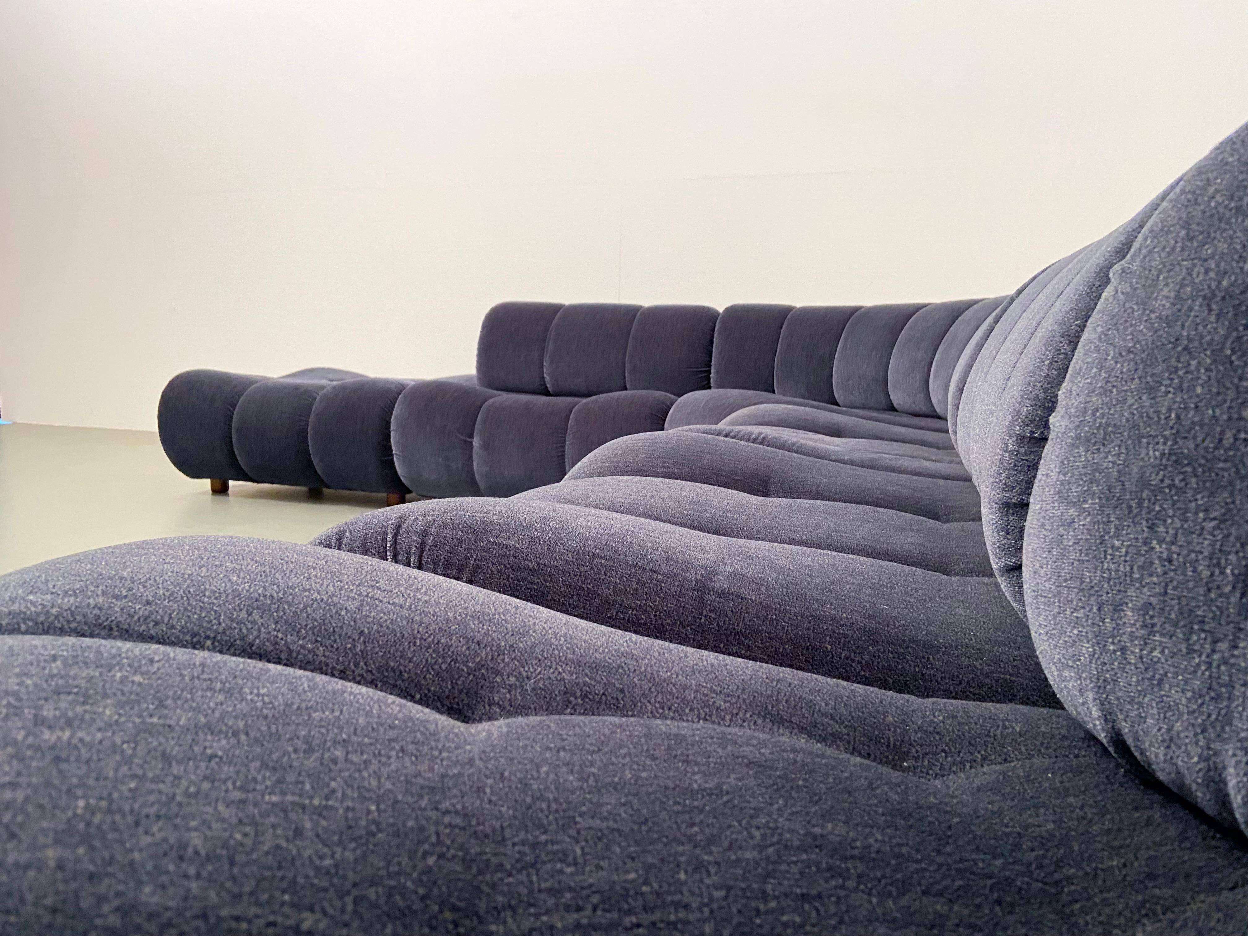 Large Modular Sofa by Giuseppe Munari for Poltrona Munari, Italy, 1970's In Good Condition For Sale In Uithoorn, NL