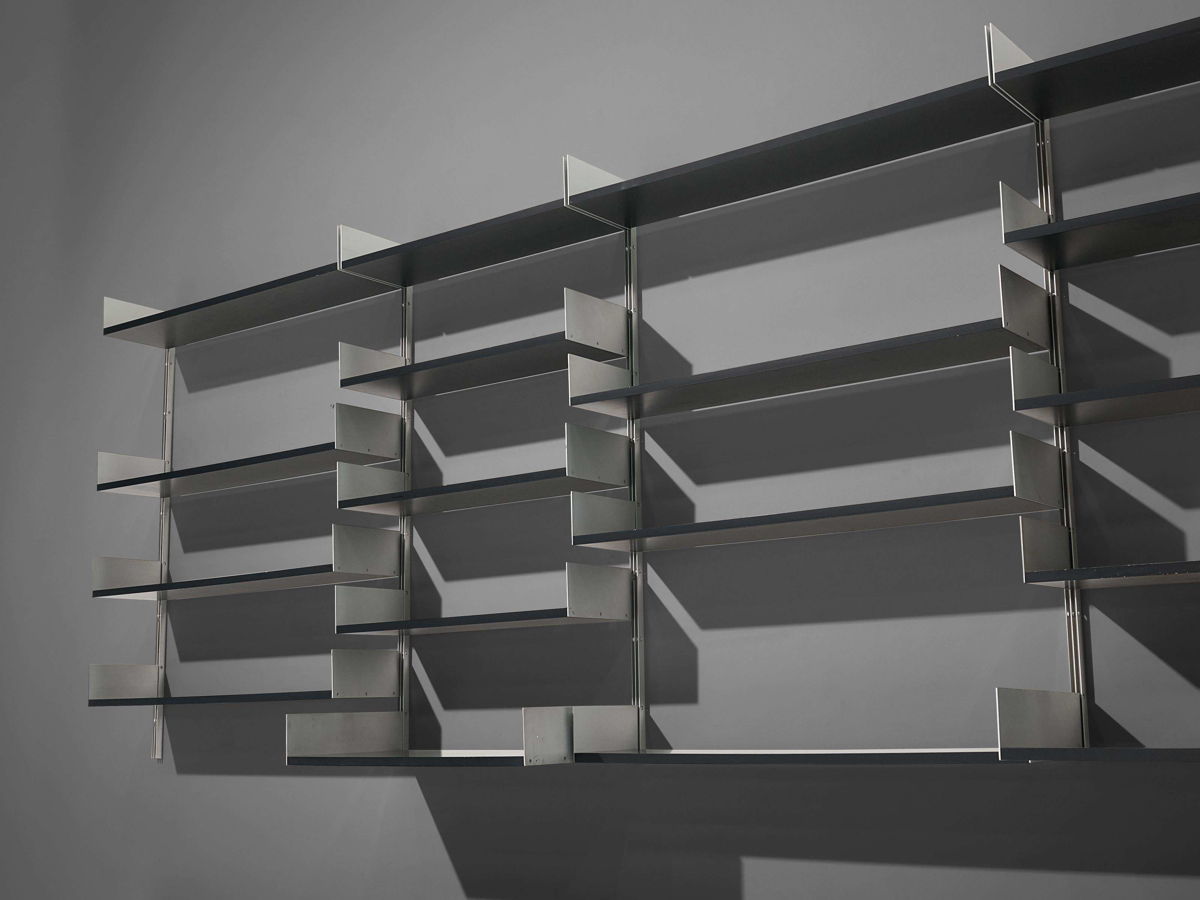 Grande unité murale modulaire de Dieter Rams en aluminium et bois noir 2