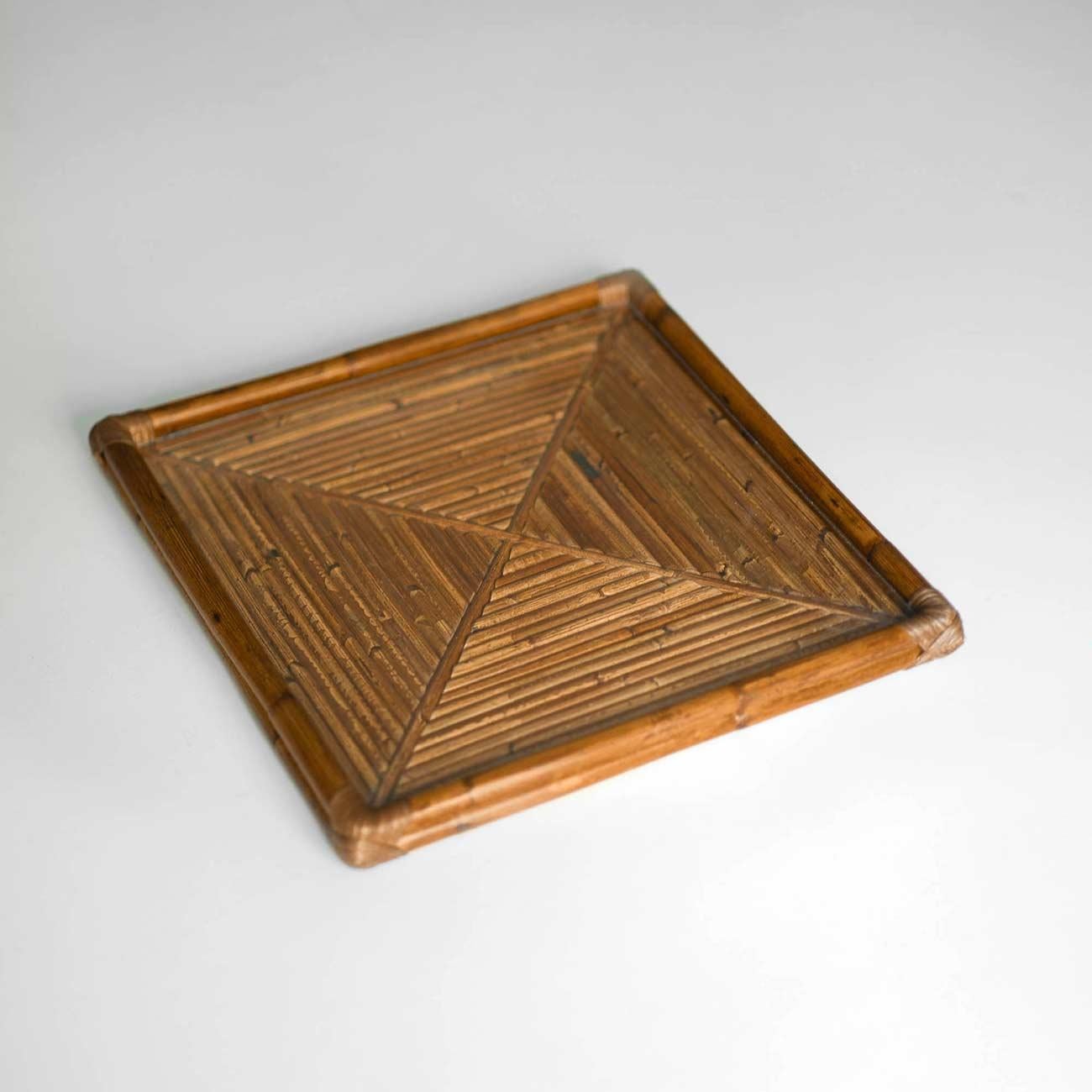 Large “Molto” bamboo tray. Italian artisanal production For Sale 1