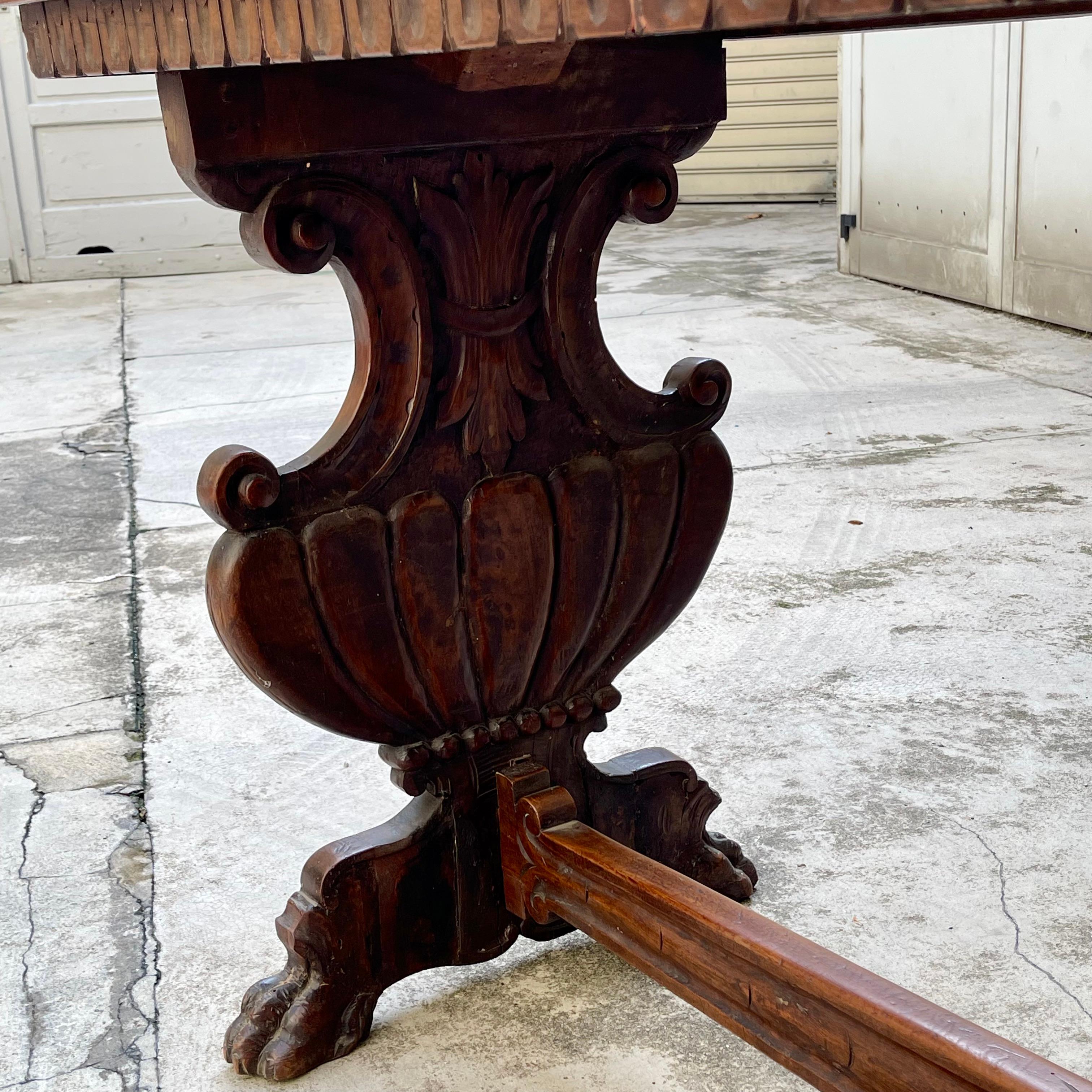 Large Monastery Table in Solid Walnut, 1700s 6