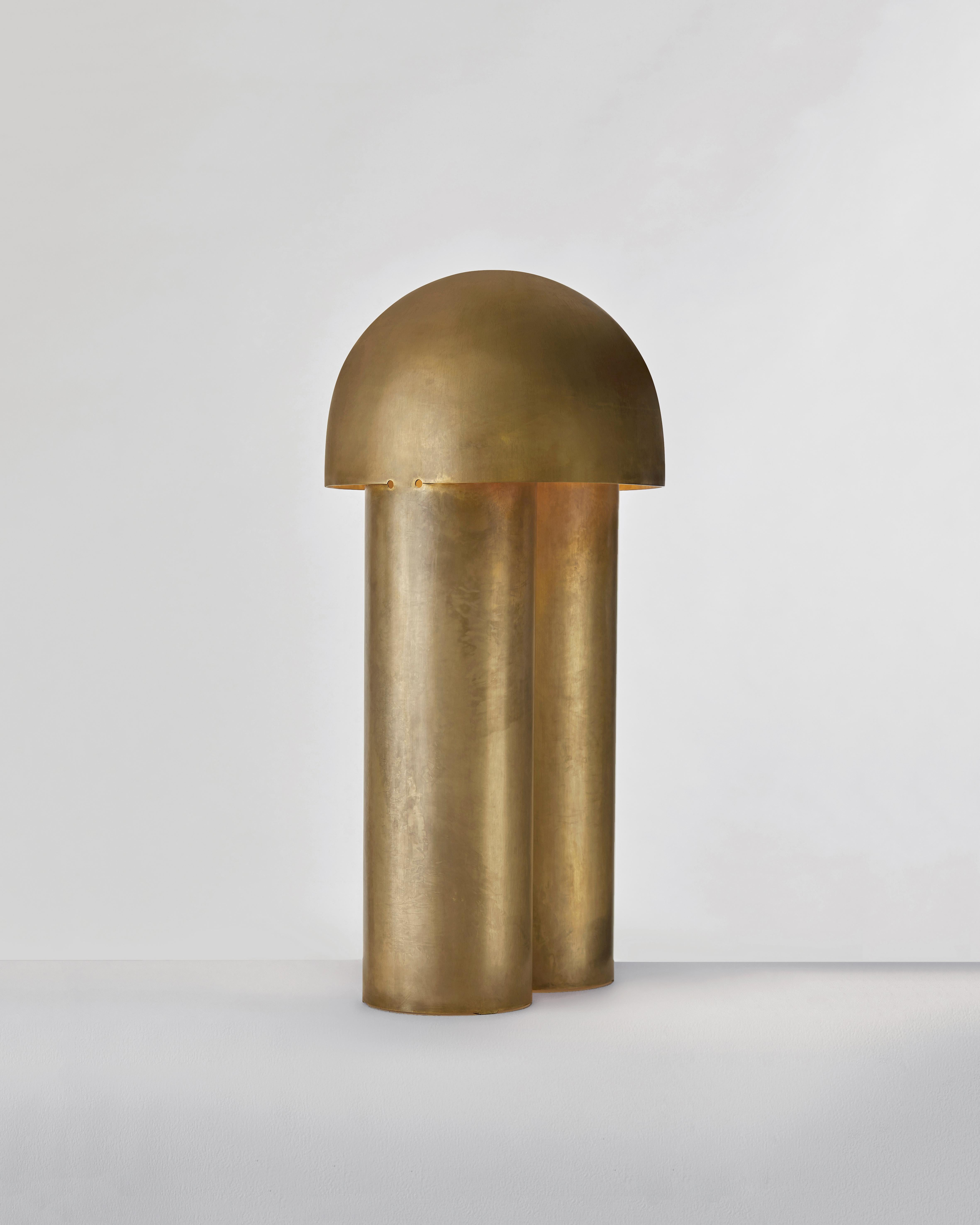 Large Monolith brass sculpted table lamp by Paul Matter
Measures: H 595 mm x D 280 mm
Weight: 3 kgs
Lamping: 1 type E14 base, 3 W-5 W LED, warm white
CE certified, voltage 220v-240v
Dimmable upon request
Materials: Brass

Custom