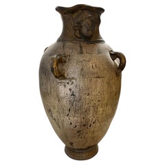 Gran urna monumental de Studio Pottery firmada por Benjamin Burts