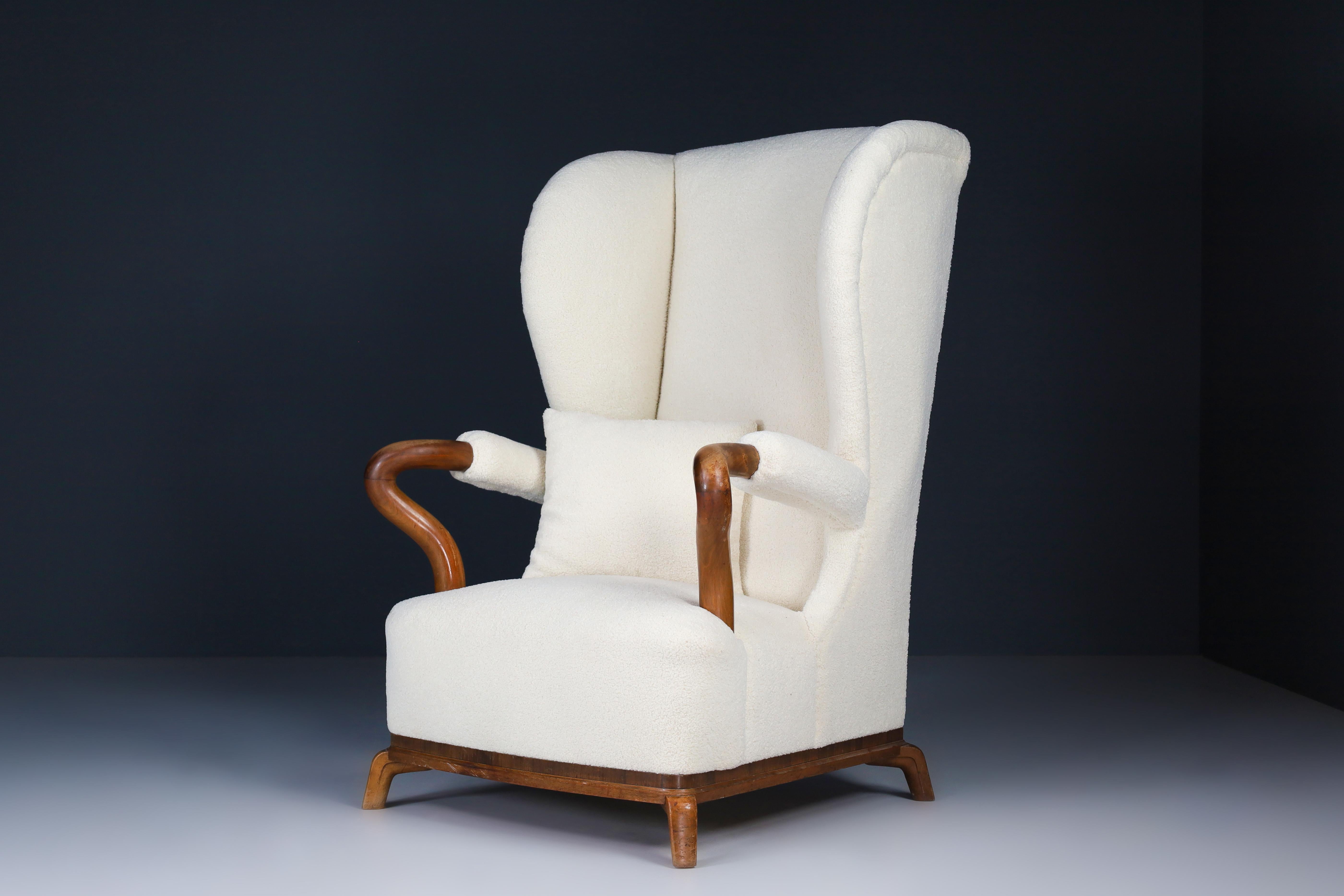 Large Monumental Wingback Armchair in Re-upholstered Teddy Fabric, France 1930s In Good Condition For Sale In Almelo, NL