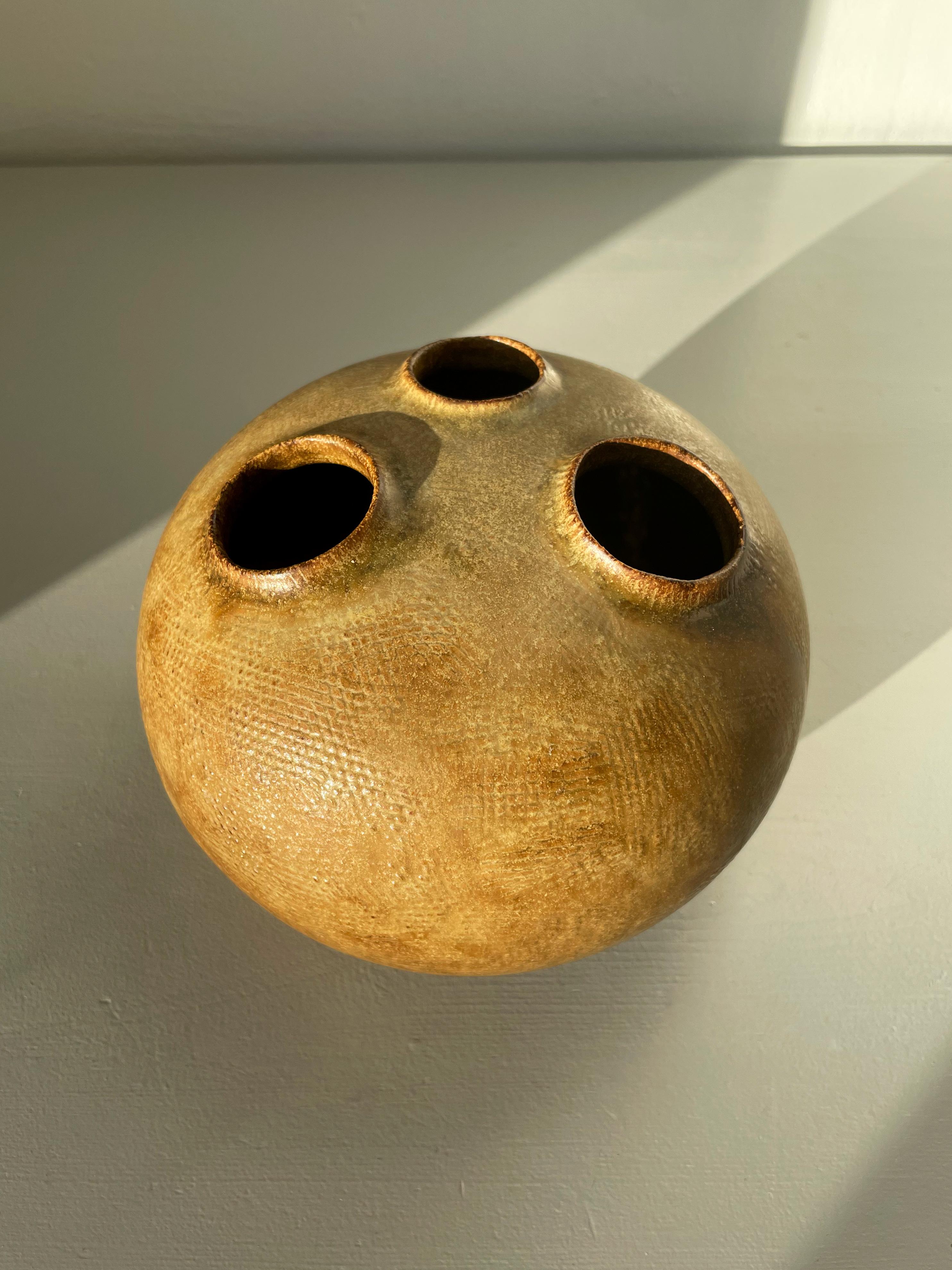 Mid-Century Modern Large Moonfrog Sculptural Organic Modern Vase, Knabstrup, 1972 For Sale