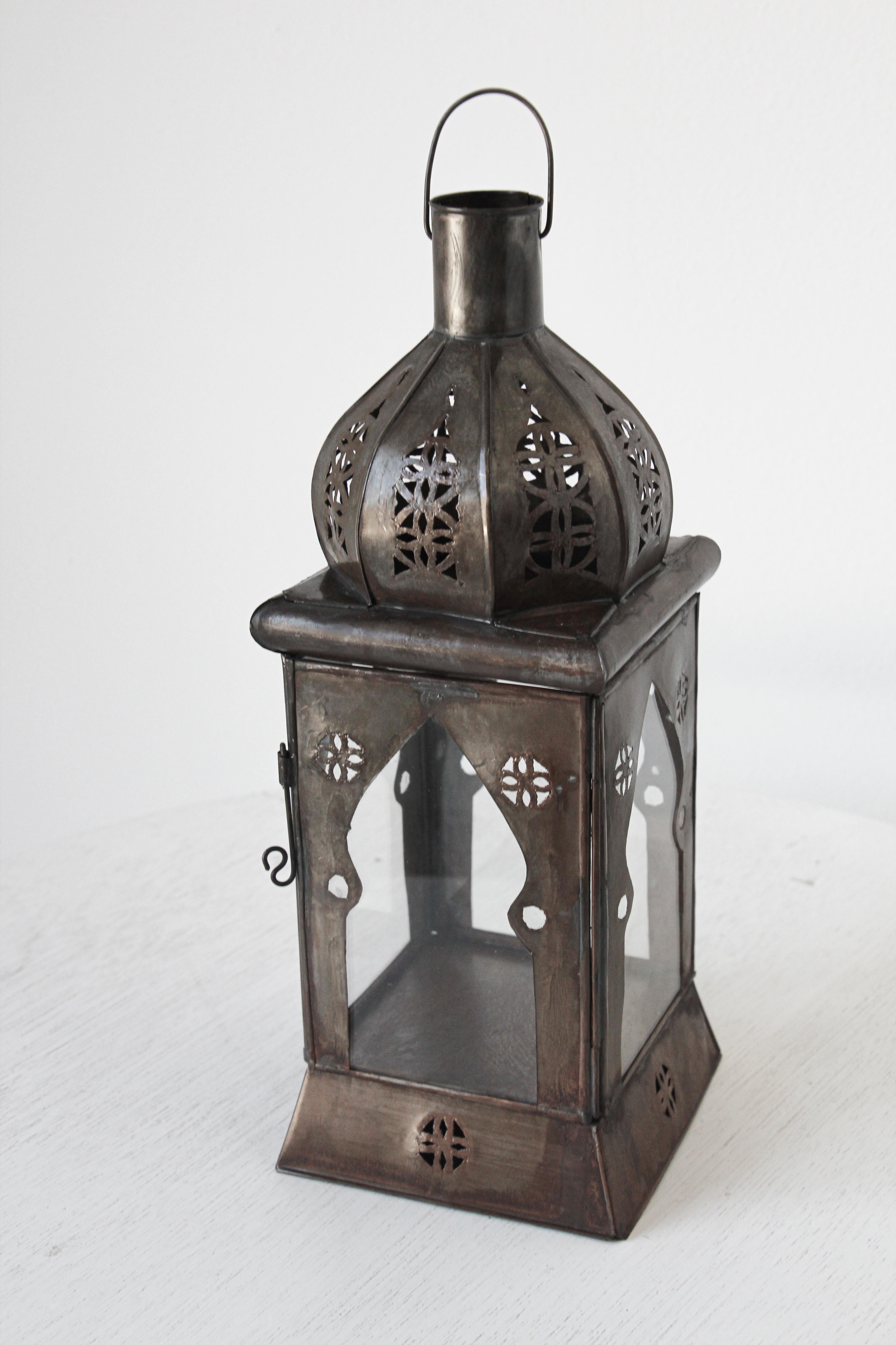 Moroccan Square Tole and Clear Glass Candle Lantern For Sale 3
