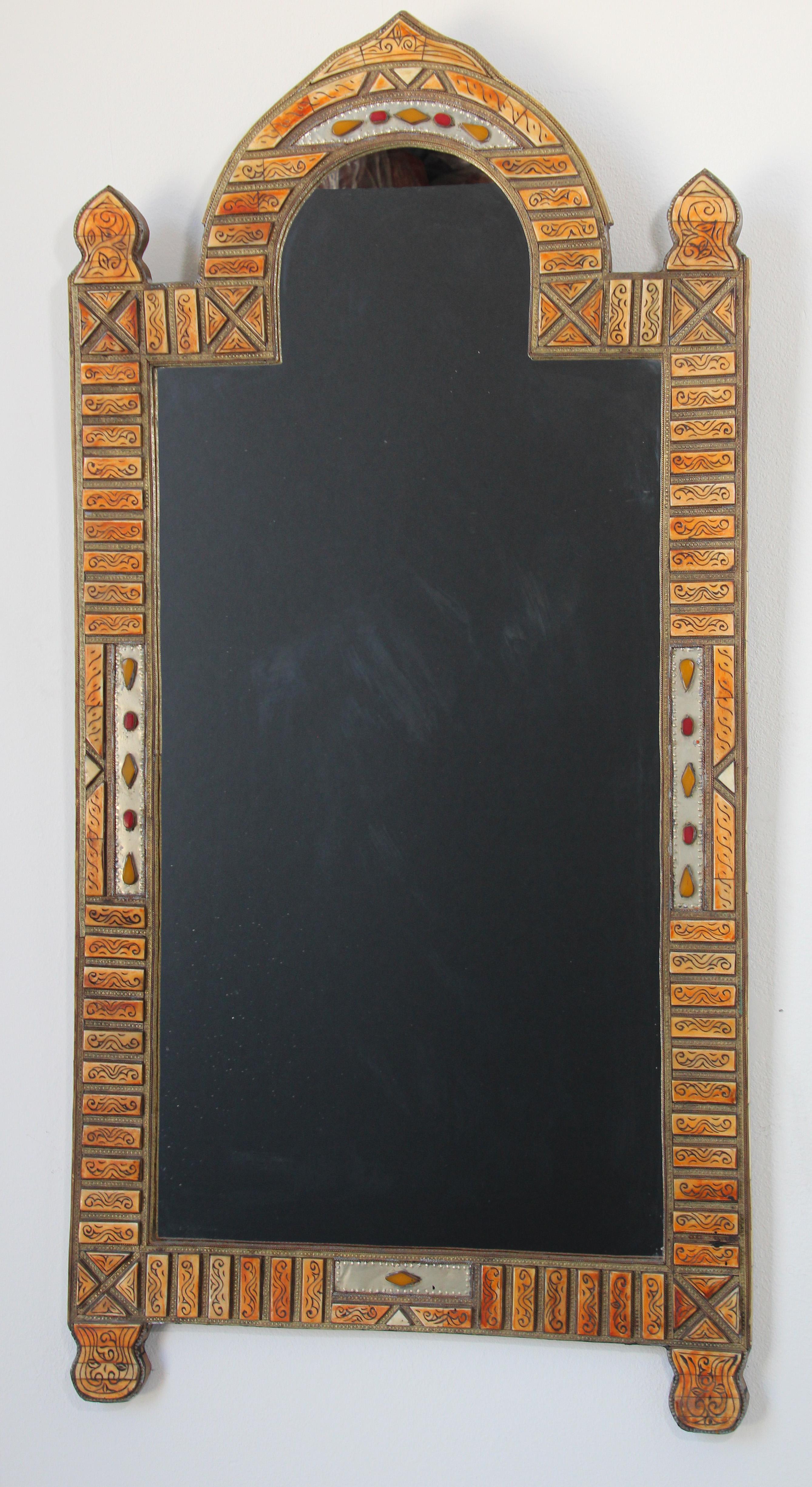 Large Moroccan Arched Moorish Mirror Inlaid For Sale 5