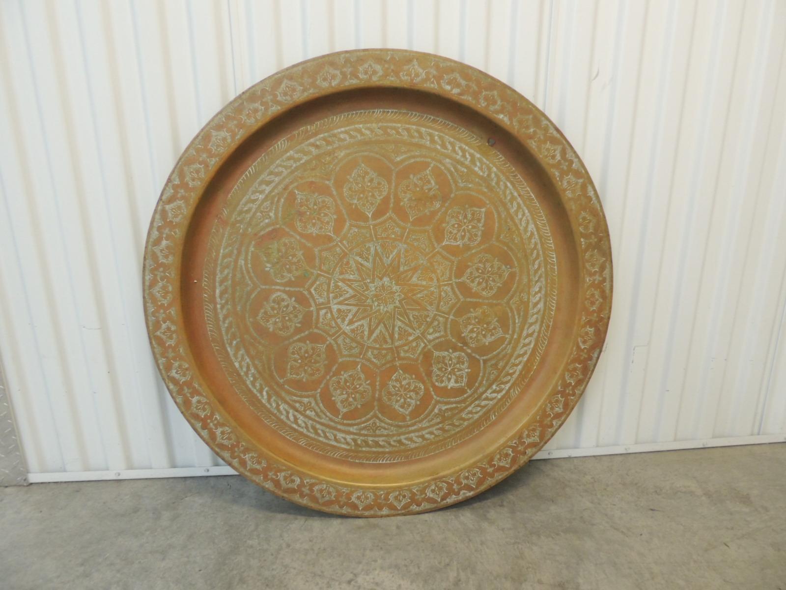 Large Moroccan Brass Tray Coffee Table with Folding Stand In Good Condition In Oakland Park, FL